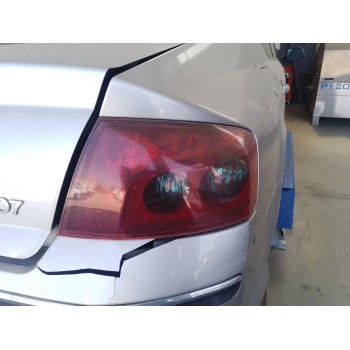 Recambio de piloto trasero derecho para peugeot 407 (6d_) 2.0 hdi 135 (6drhrh, 6drhre, 6drhrg, 6drhrj) referencia OEM IAM 6351GC
