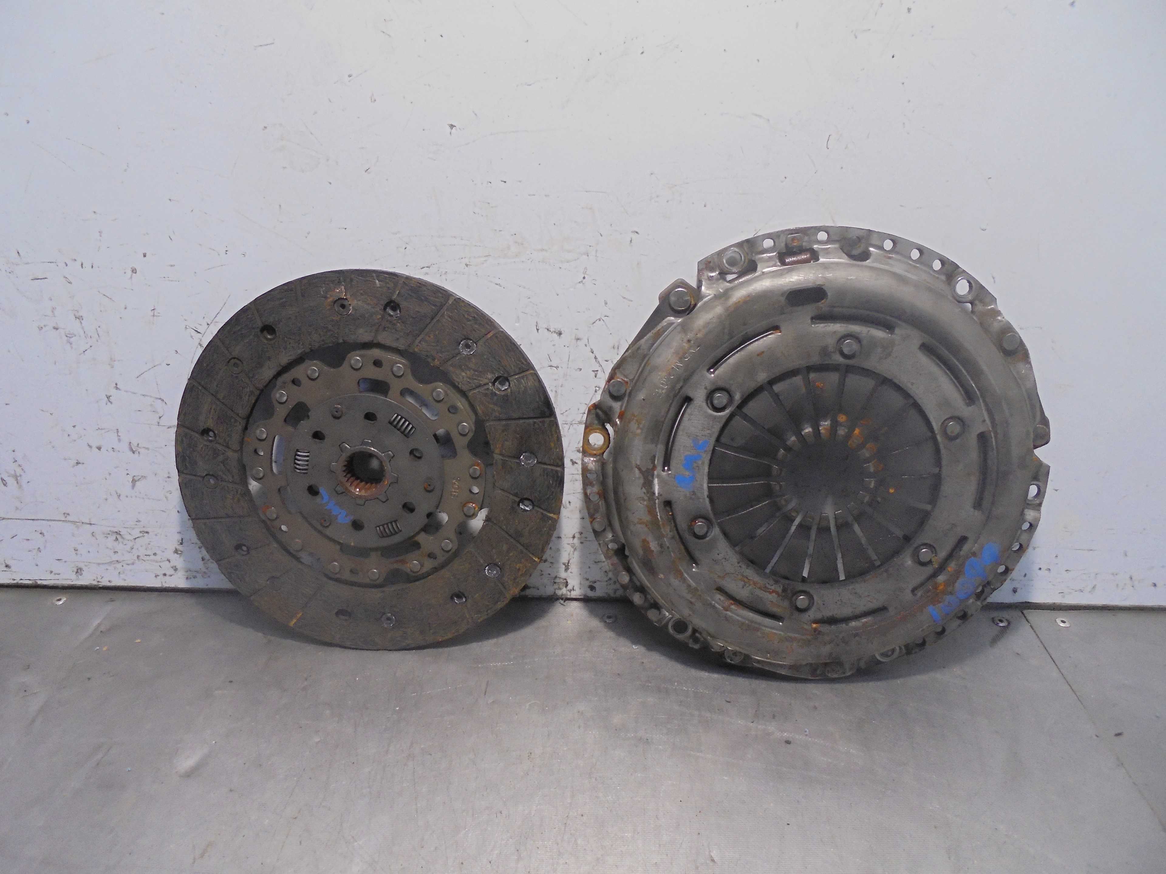 Recambio de kit embrague para ford mondeo berlina (ge) ambiente referencia OEM IAM 1878006391 SACHS 