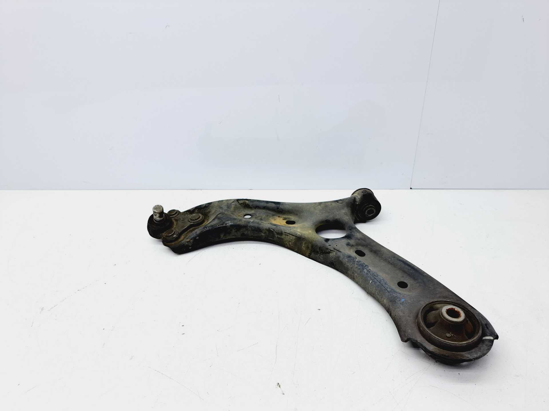 Recambio de brazo suspension inferior delantero izquierdo para kia optima business referencia OEM IAM   