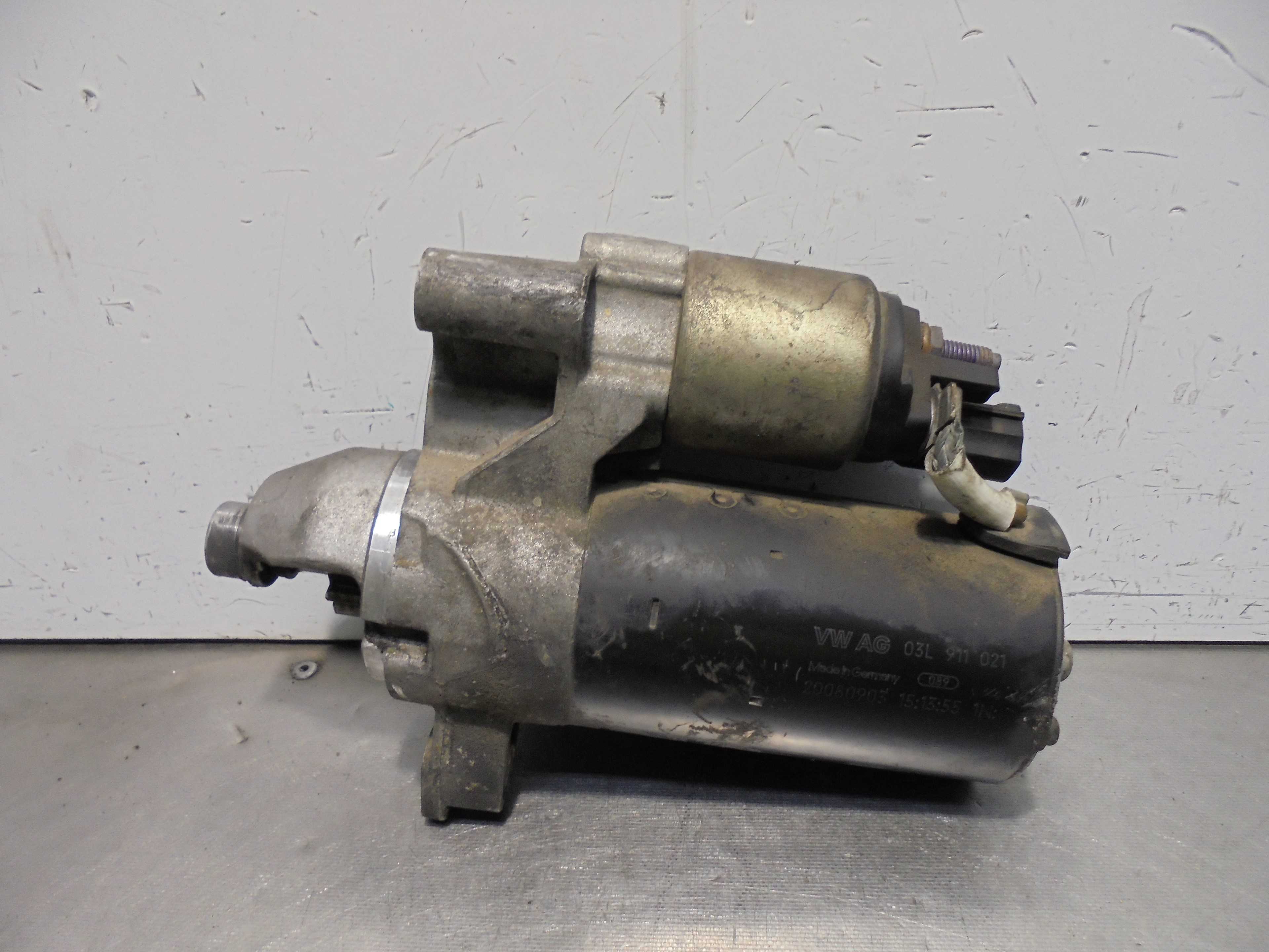 Recambio de motores de arranque para audi a4 avant (8k5) (2008) básico referencia OEM IAM  BOSCH 