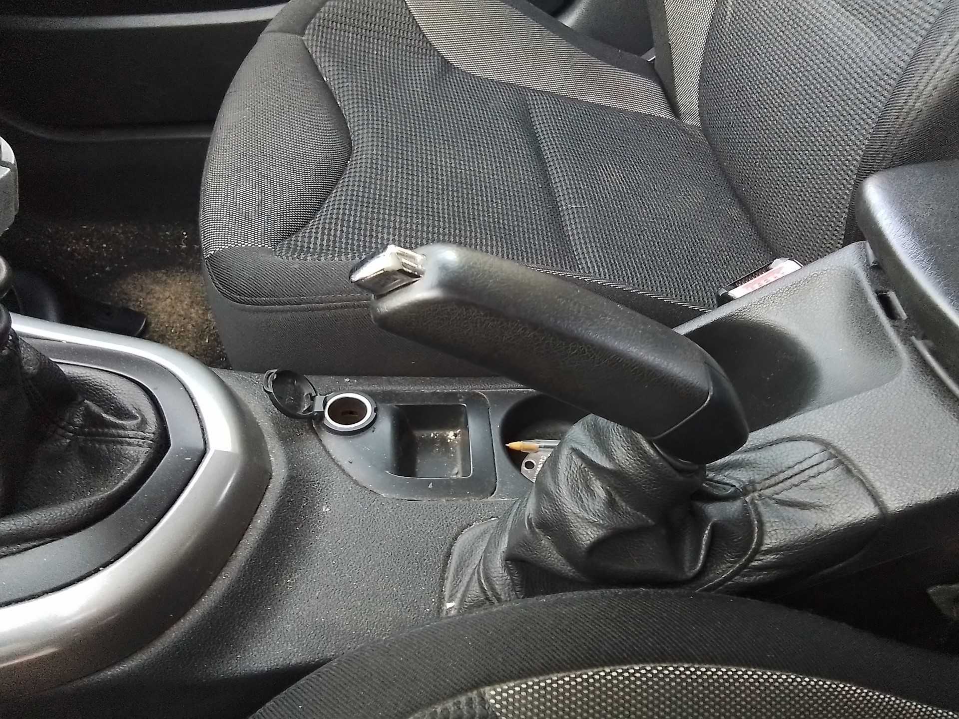 Recambio de palanca freno para peugeot 308 2.0 16v hdi fap referencia OEM IAM   