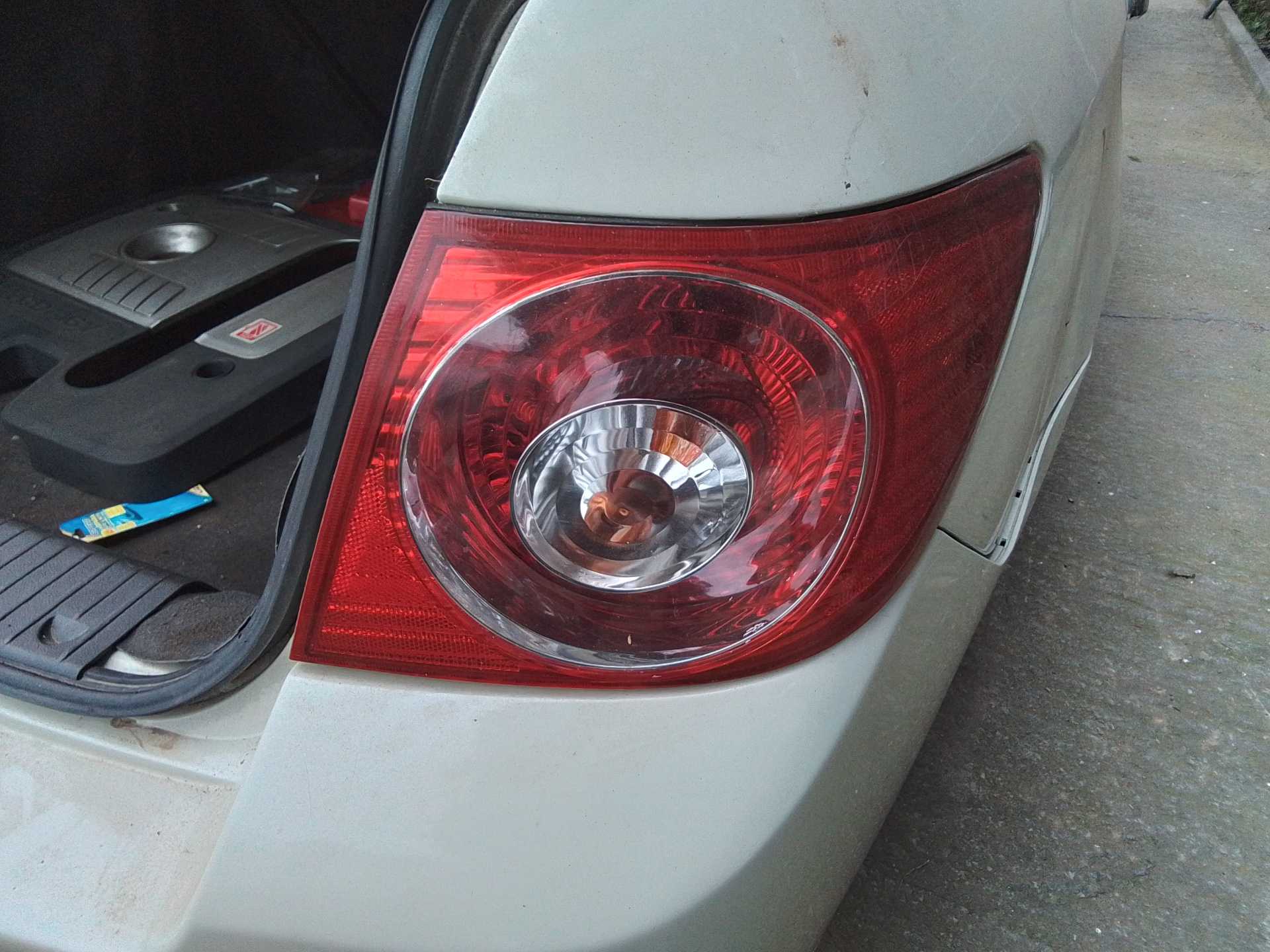 Recambio de piloto trasero derecho para chevrolet epica 2.0 diesel cat referencia OEM IAM   