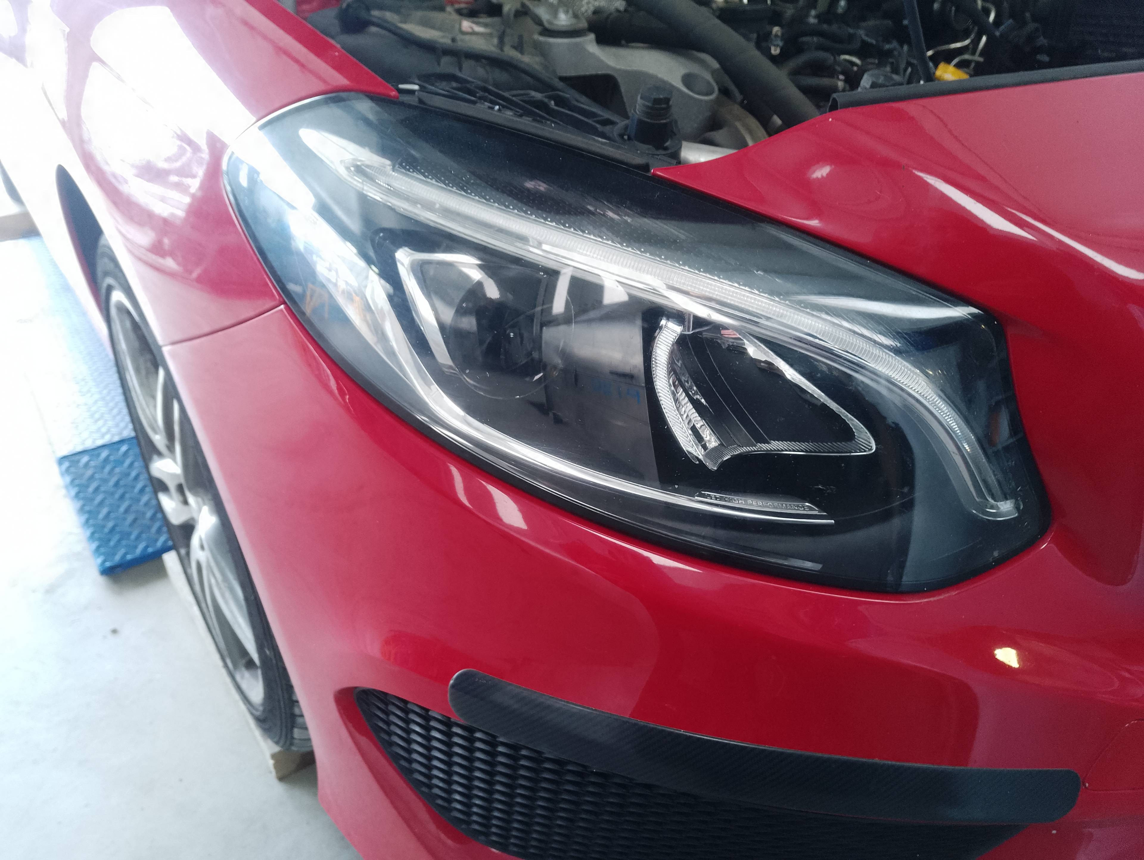 Recambio de faro derecho para mercedes-benz clase b (w245) 150 (245.231) referencia OEM IAM A2469065401 A2469063401 