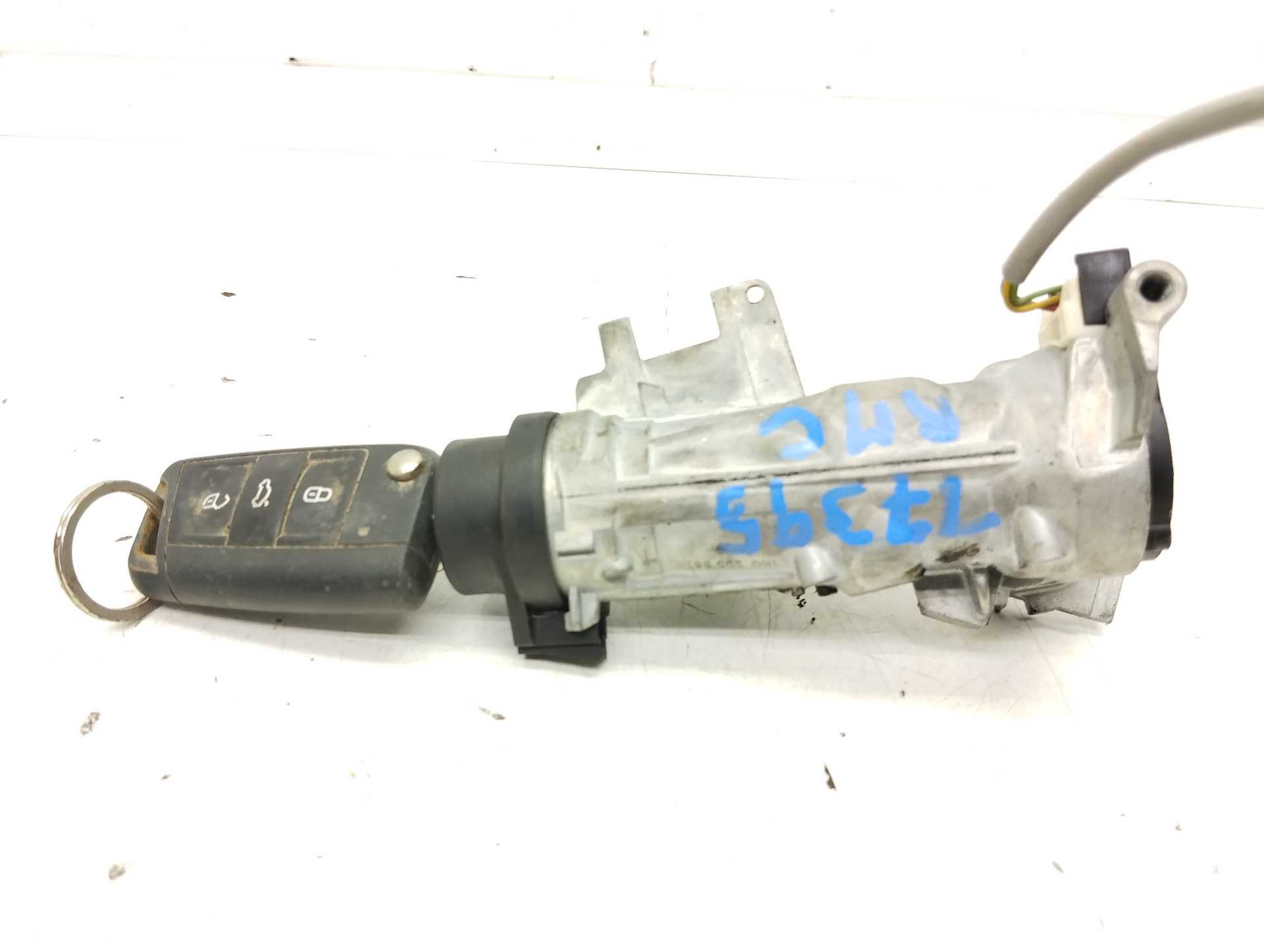 Recambio de conmutador de arranque para volkswagen golf vii lim. 1.6 tdi dpf referencia OEM IAM 5Q0905865  