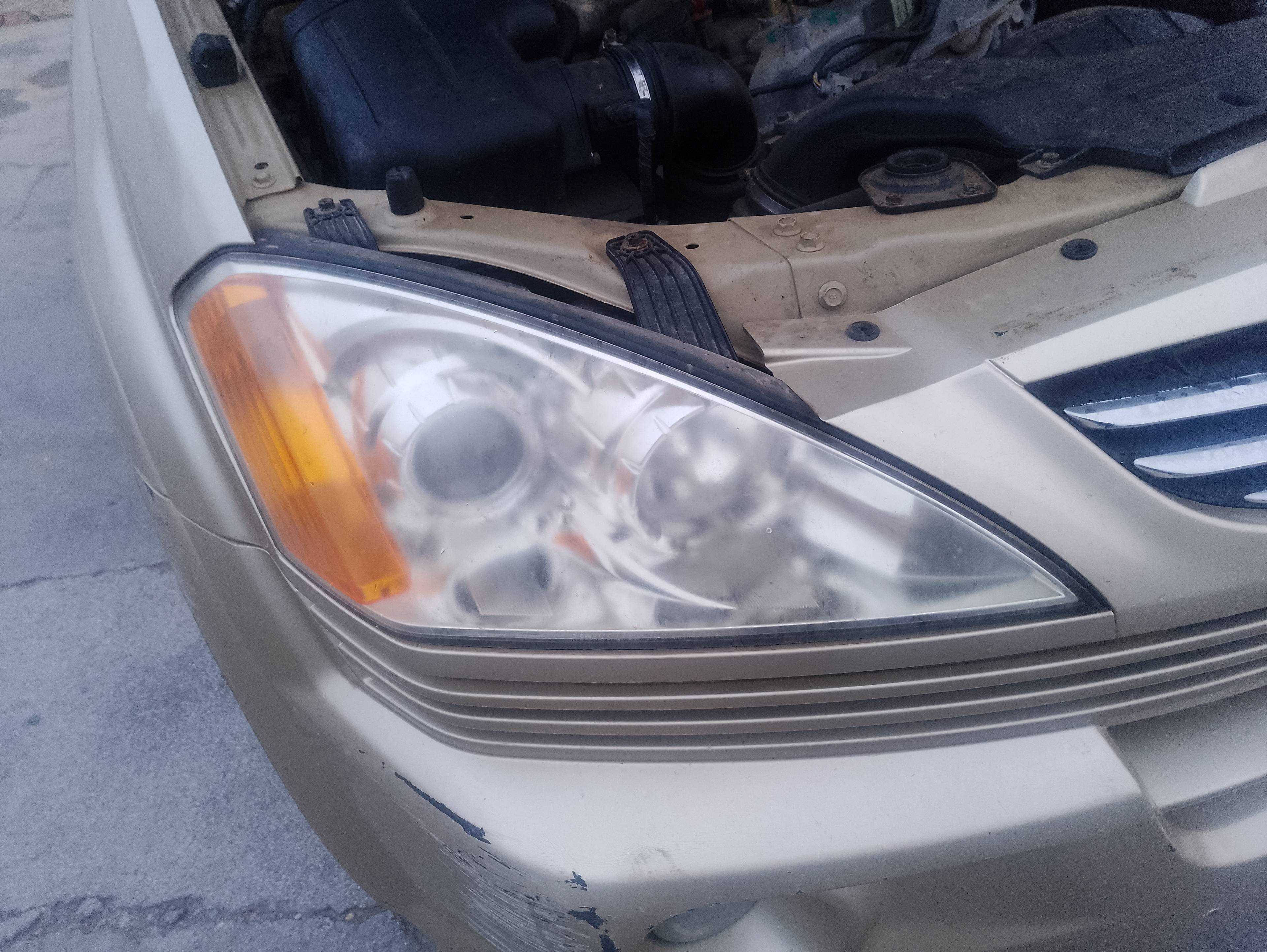 Recambio de faro derecho para ssangyong kyron 200 xdi limited referencia OEM IAM   