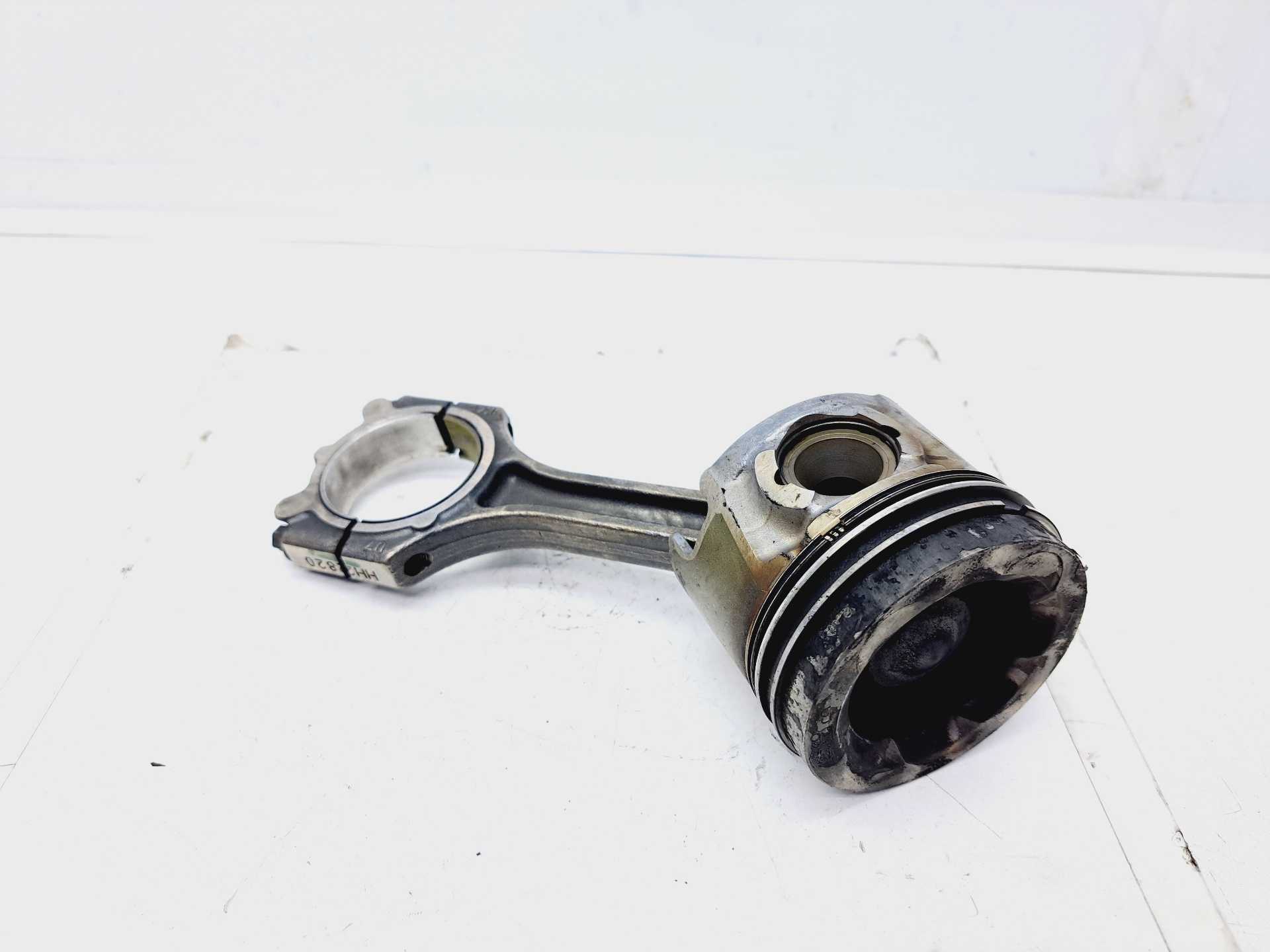 Recambio de piston para kia sportage 1.7 crdi cat referencia OEM IAM   