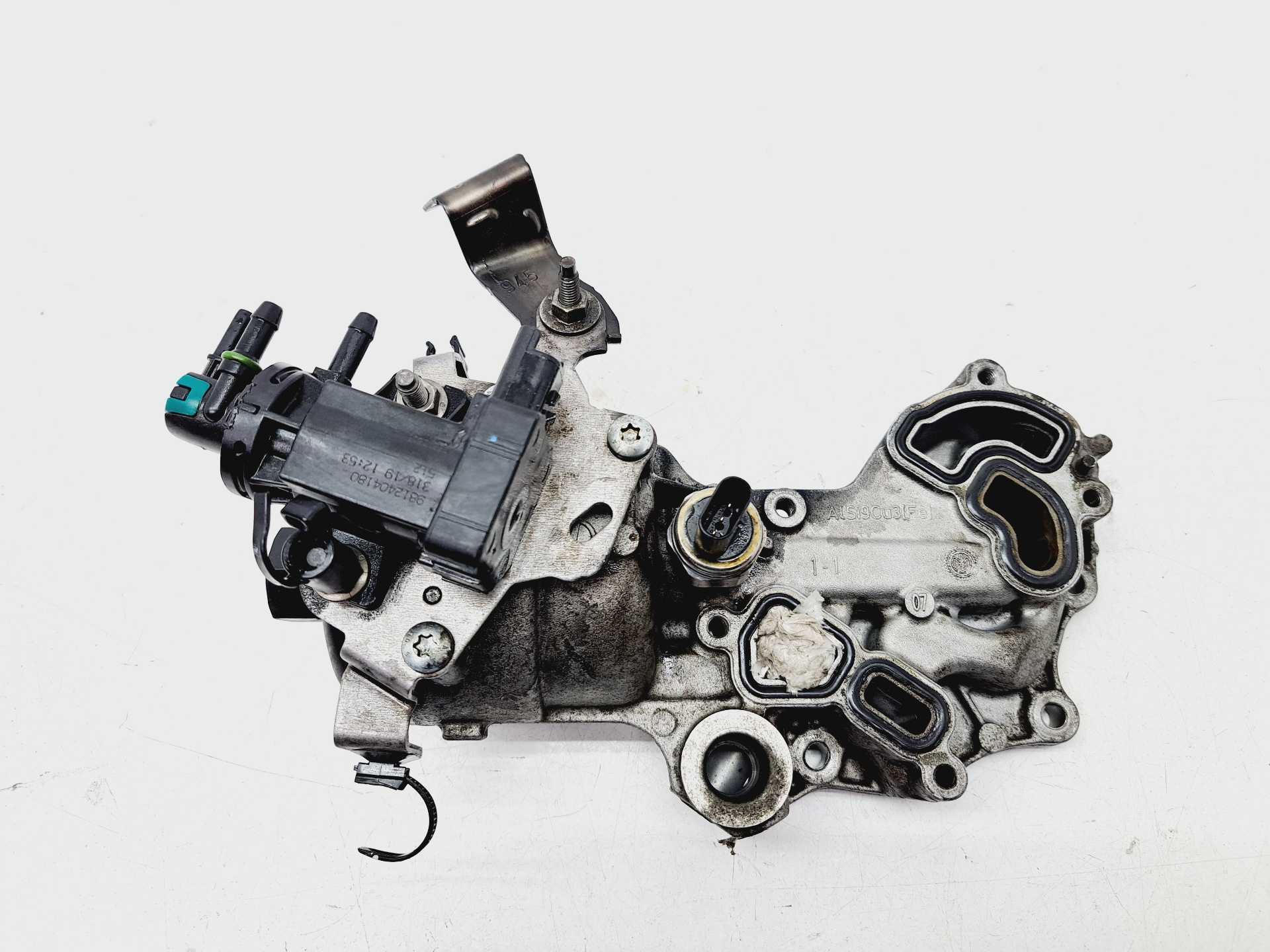 Recambio de soporte filtro aceite para peugeot 308 sw access referencia OEM IAM 9823532380  