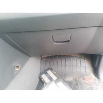 Recambio de guantera para ssangyong kyron 200 xdi limited referencia OEM IAM   