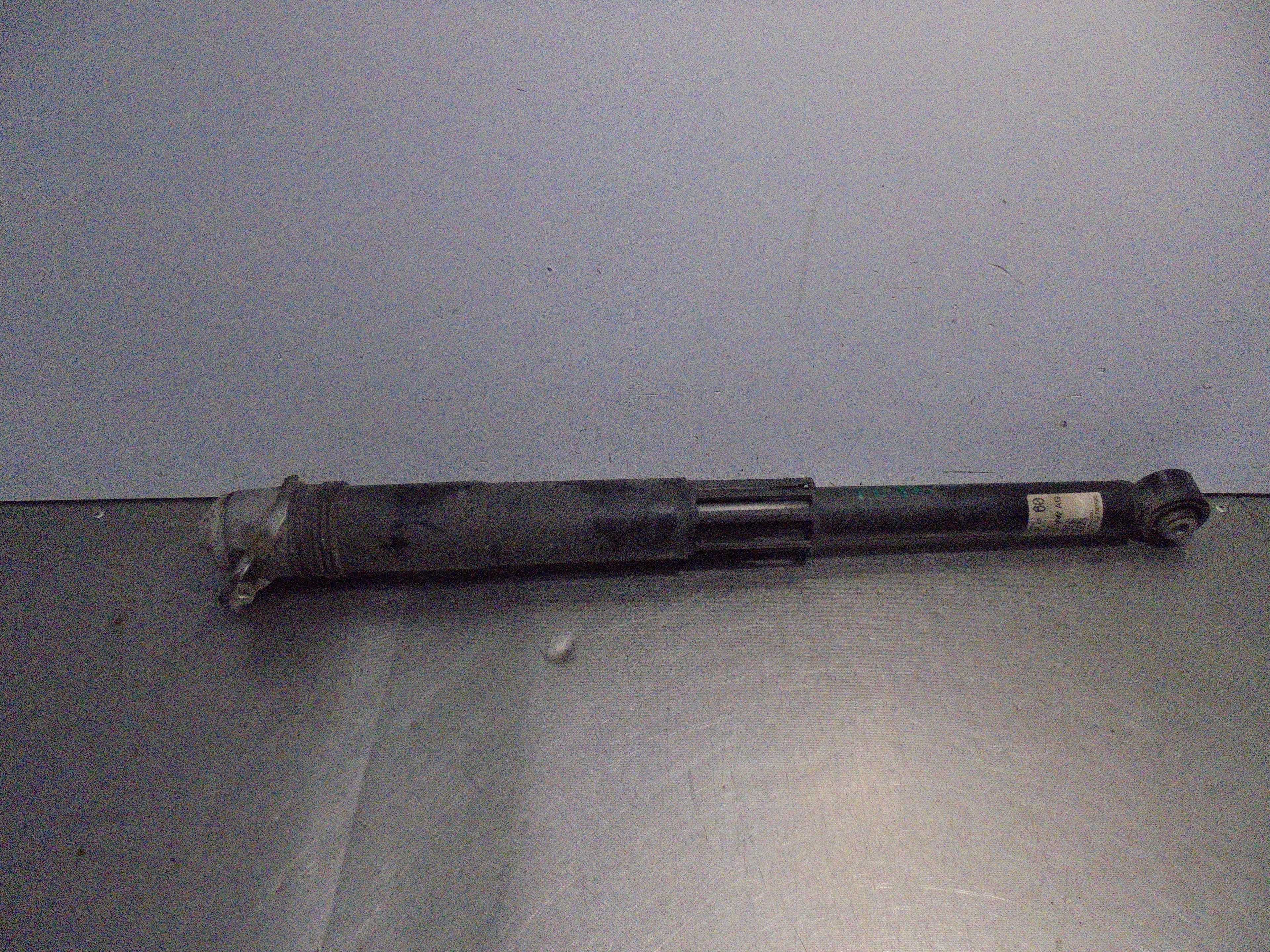 Recambio de amortiguador trasero derecho para seat leon (5f1) 1.2 tsi referencia OEM IAM 5Q0513049DD SACHS 