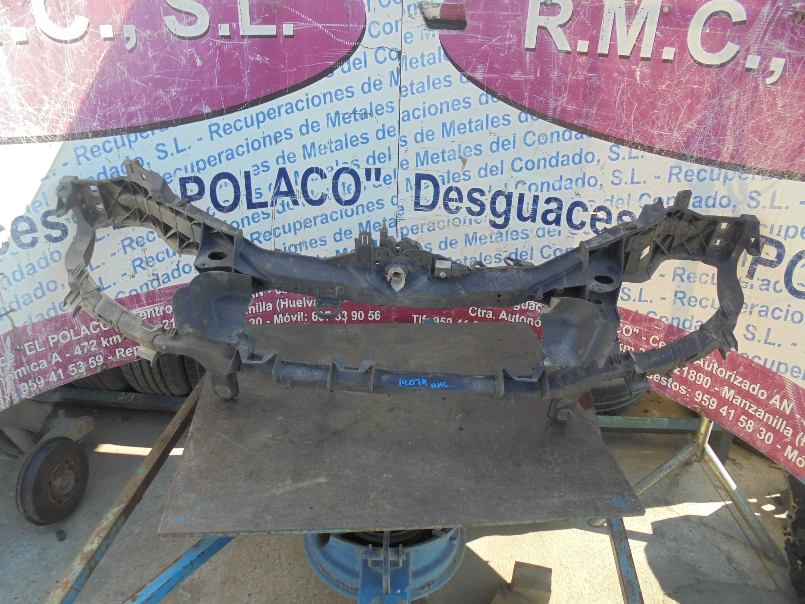 Recambio de panel frontal para ford focus c-max (cap) ambiente (d) referencia OEM IAM   