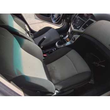 ASIENTO DELANTERO DERECHO 