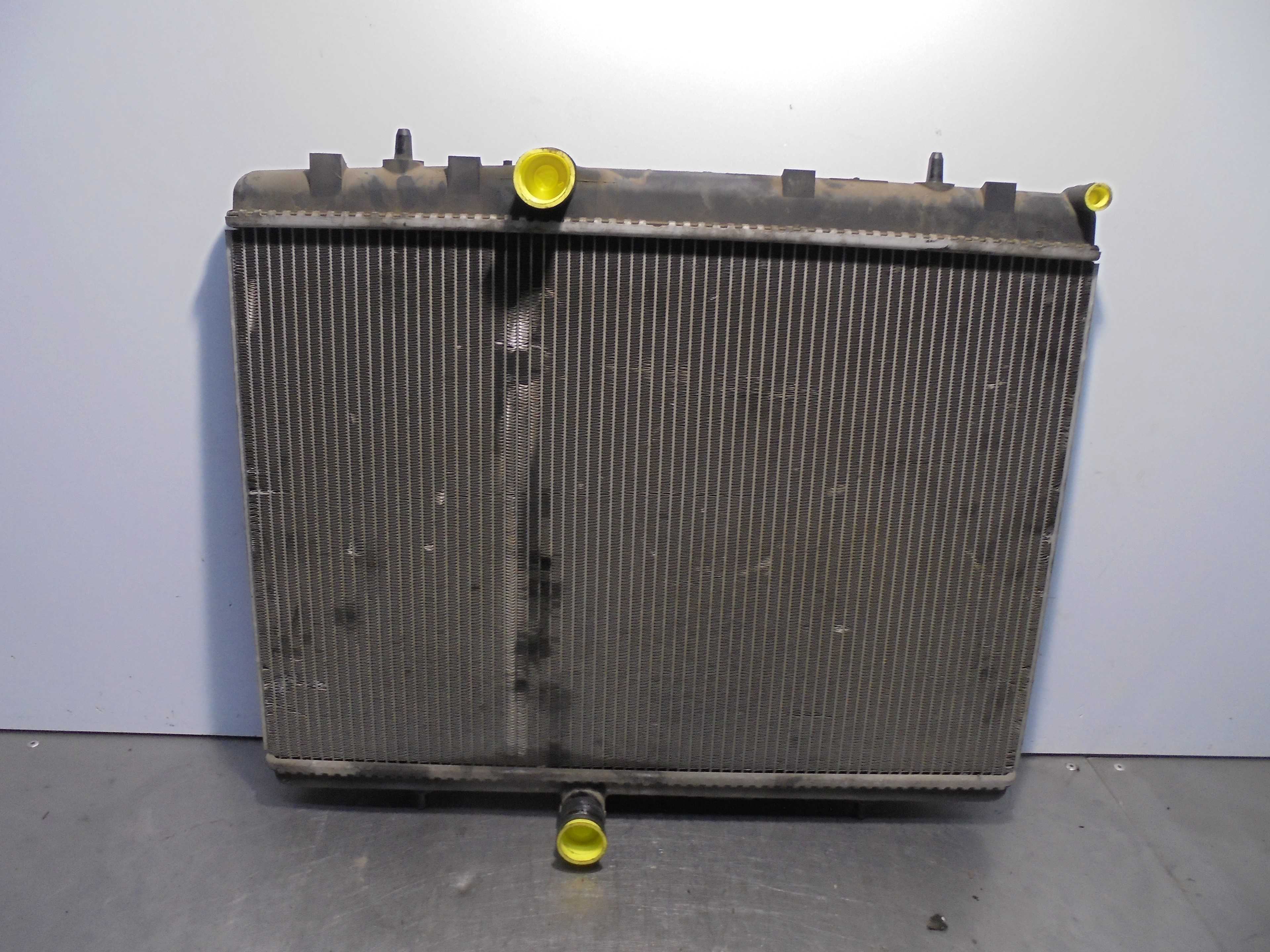 Recambio de radiador agua para citroën c4 berlina lx referencia OEM IAM 9680533480 VALEO 