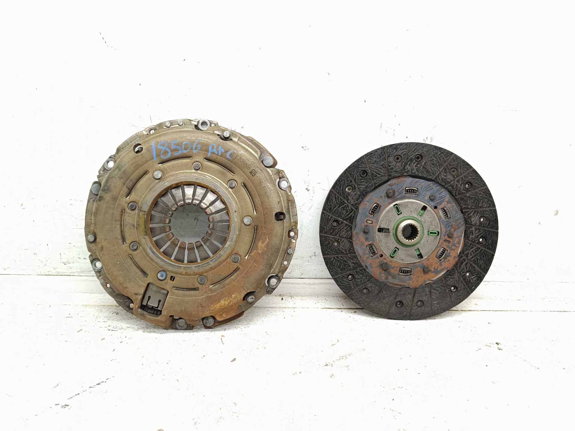 Recambio de kit embrague para opel astra j lim. excellence referencia OEM IAM 55574453  