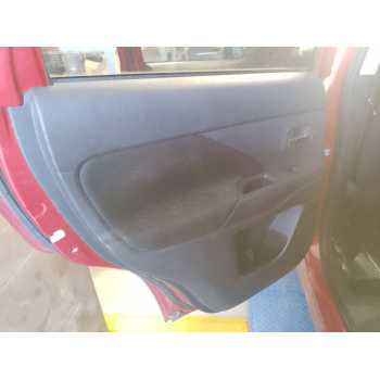 Recambio de guarnecido puerta trasera izquierda para mitsubishi outlander (gf0) 2.2 di-d cat referencia OEM IAM   