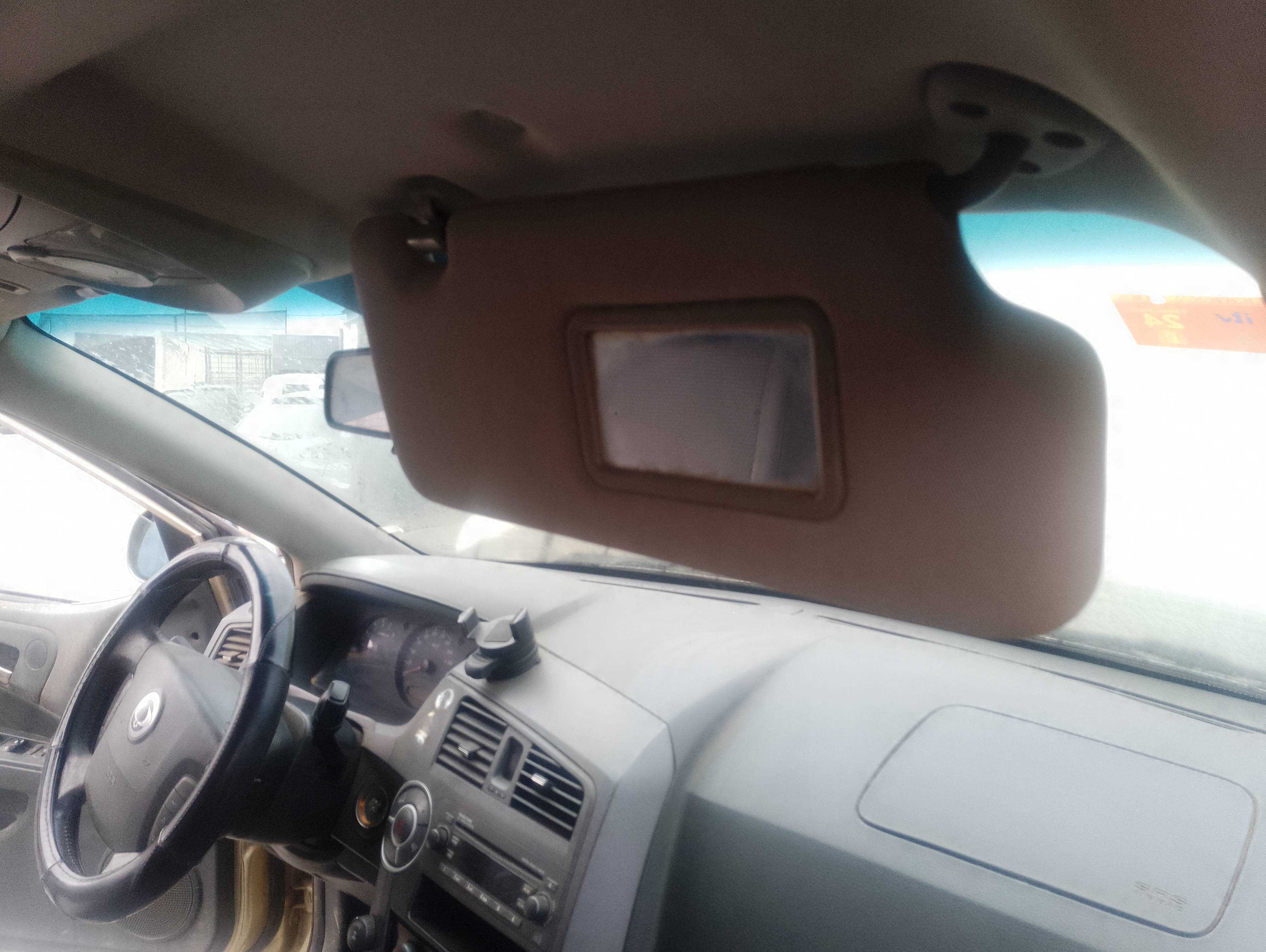 Recambio de parasol derecho para ssangyong kyron 200 xdi limited referencia OEM IAM   