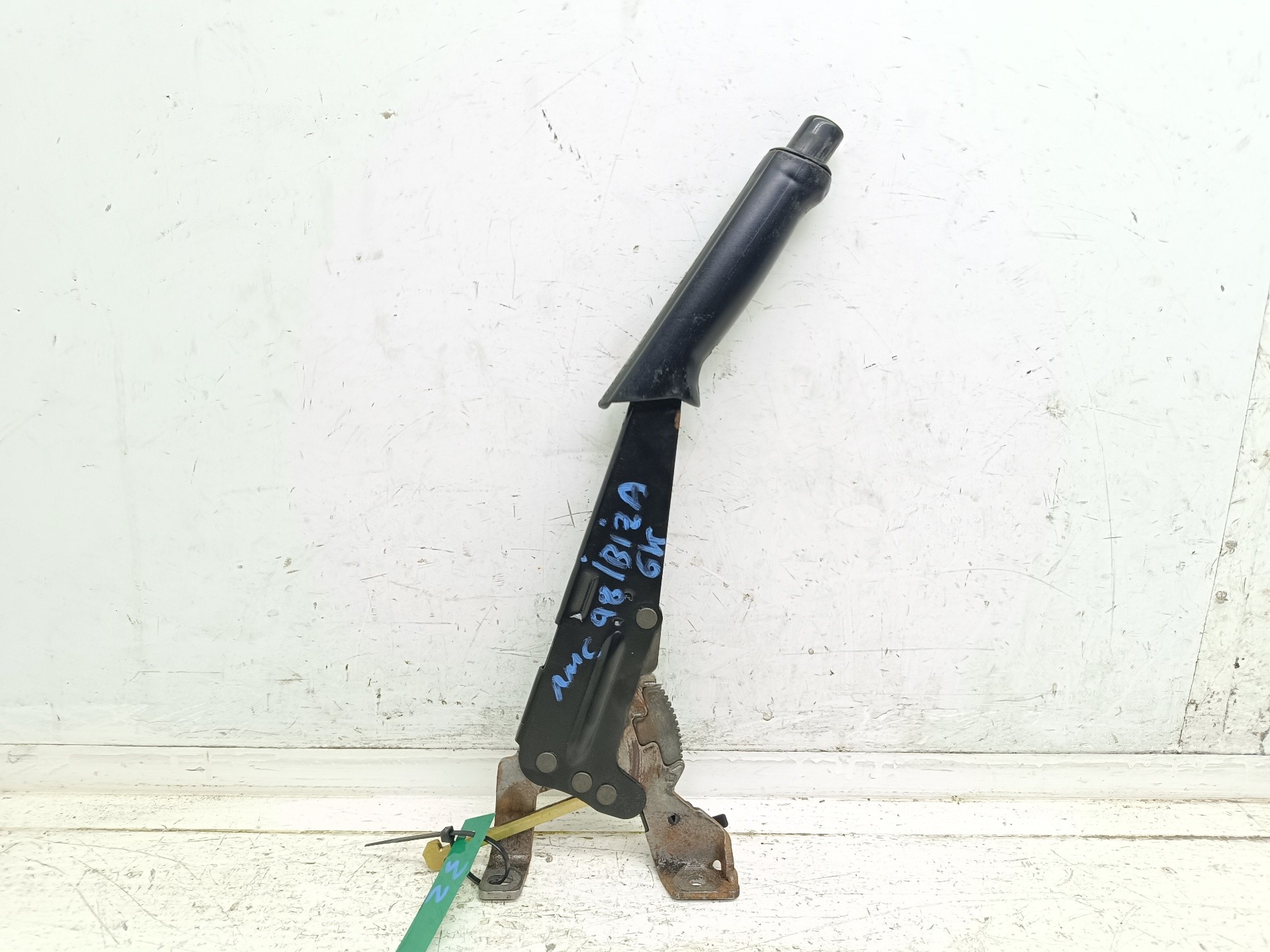 Recambio de palanca freno para seat ibiza (6k) referencia OEM IAM 1M0711307  