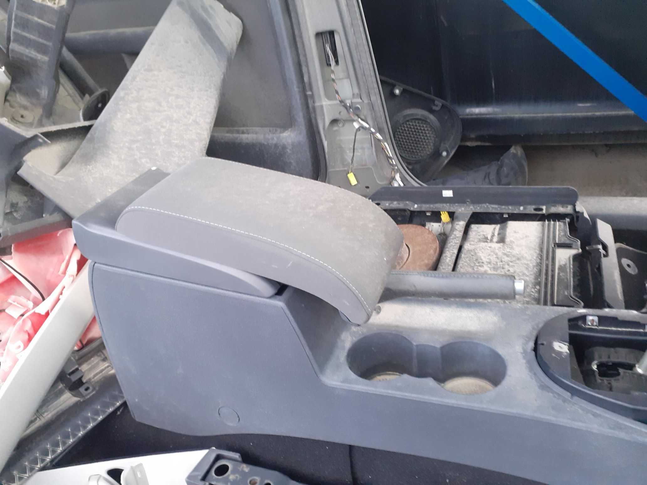 Recambio de apoyabrazos central para volkswagen touran (1t3) 1.6 tdi dpf referencia OEM IAM   