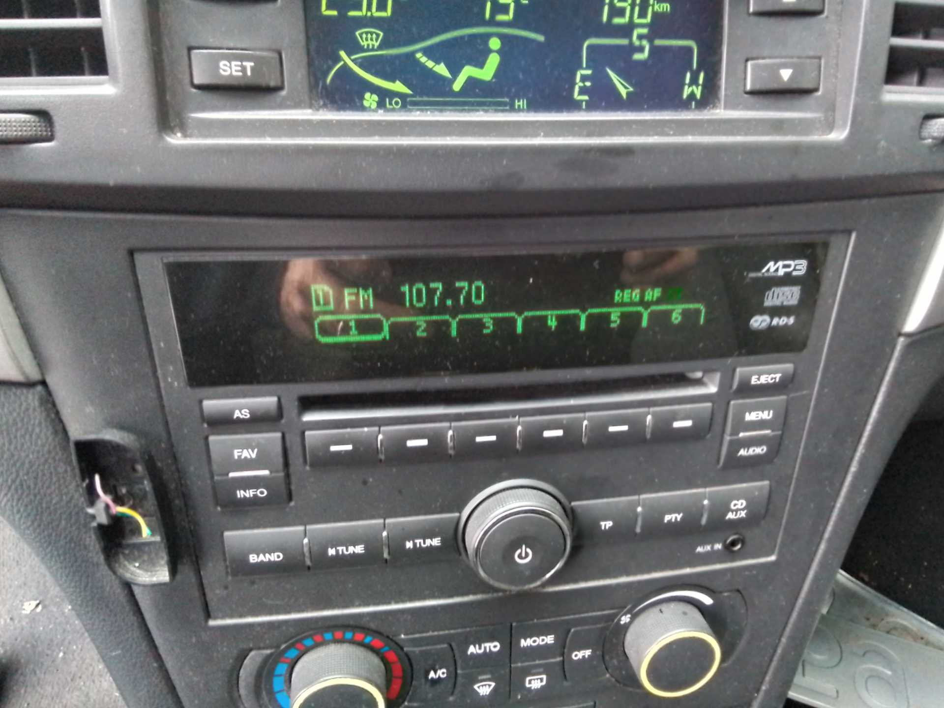 Recambio de sistema audio / radio cd para chevrolet epica 2.0 diesel cat referencia OEM IAM   