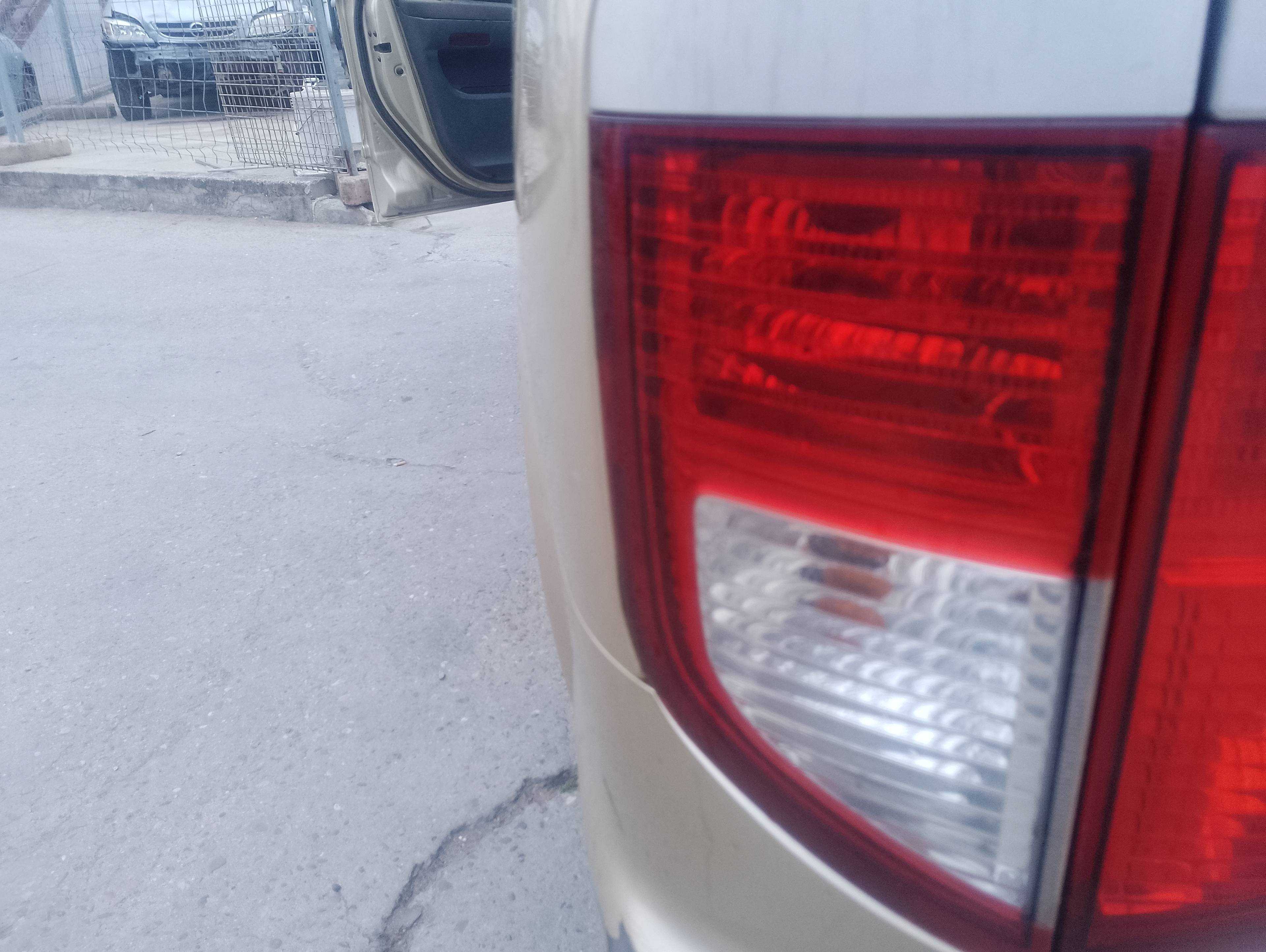 Recambio de piloto trasero izquierdo para ssangyong kyron 200 xdi limited referencia OEM IAM   