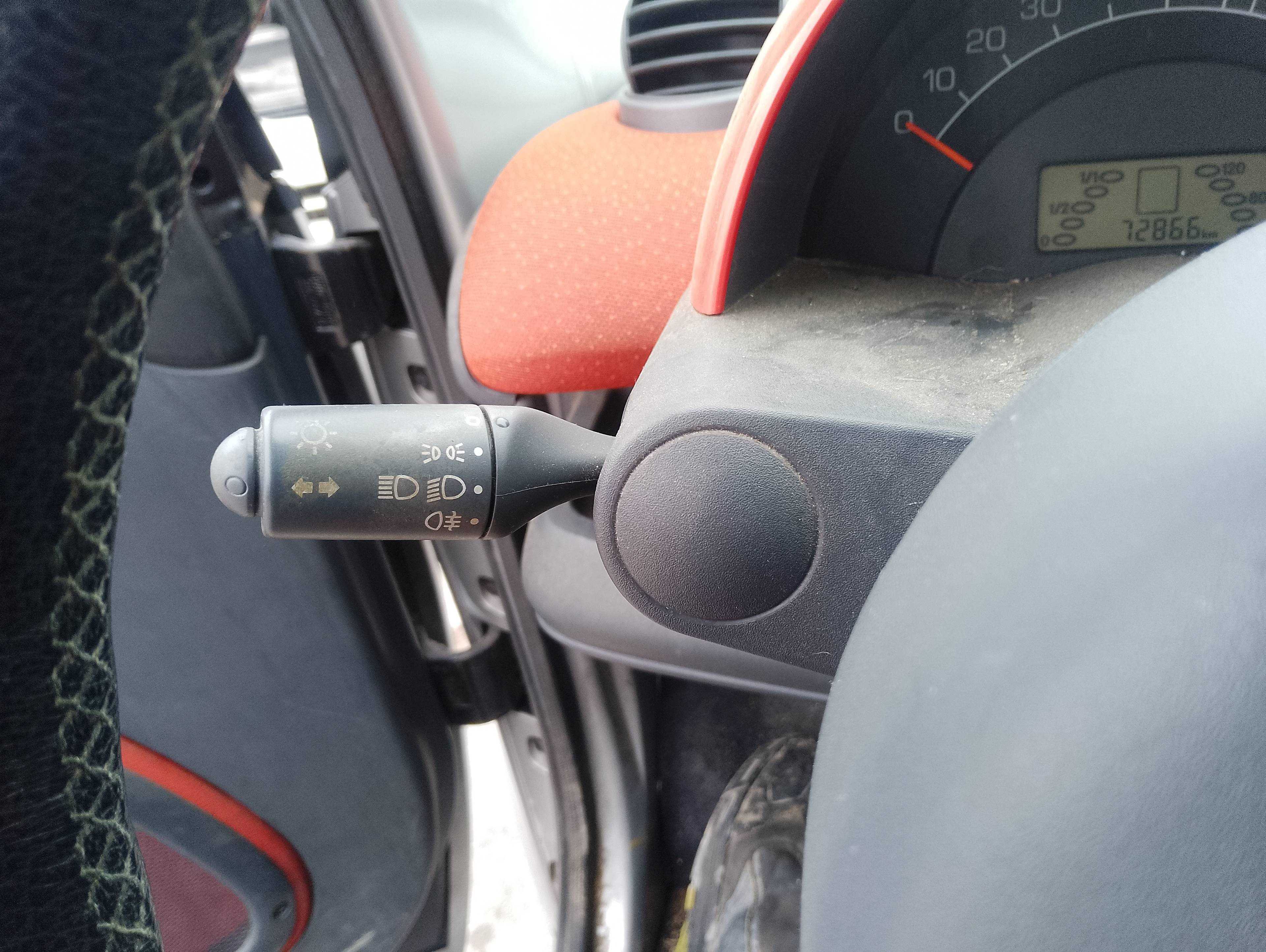 Recambio de mando luces para smart fort. c referencia OEM IAM   