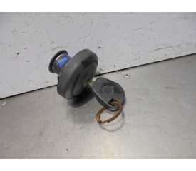 TAPON COMBUSTIBLE 