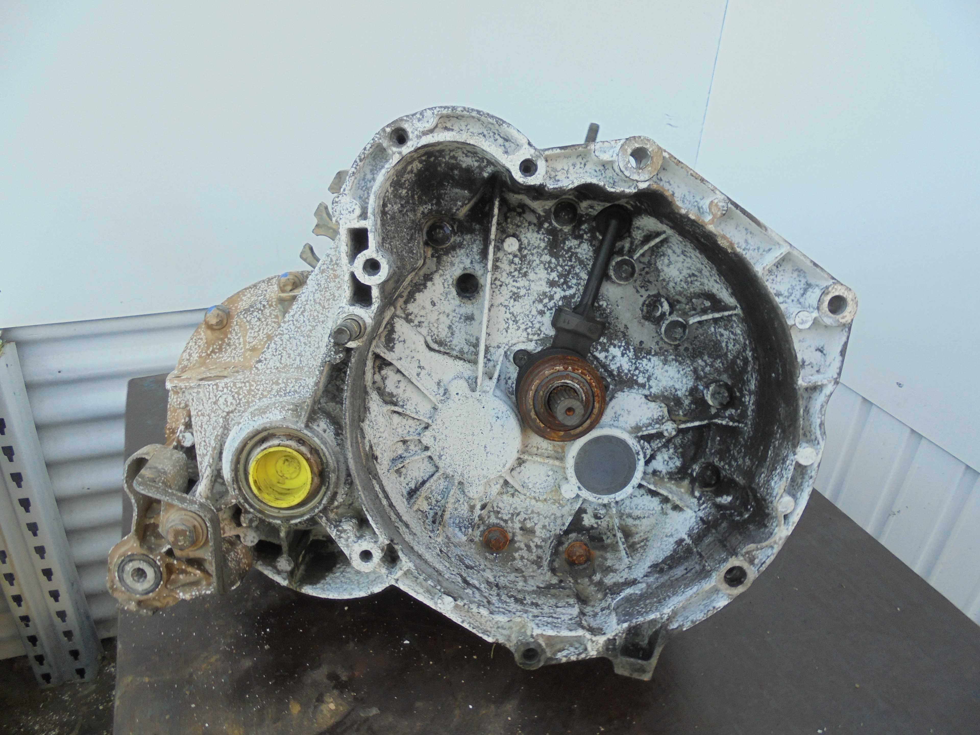 Recambio de caja cambios para fiat stilo (192) 1.9 8v jtd cat (939a1000 / 192a8000) referencia OEM IAM C605  