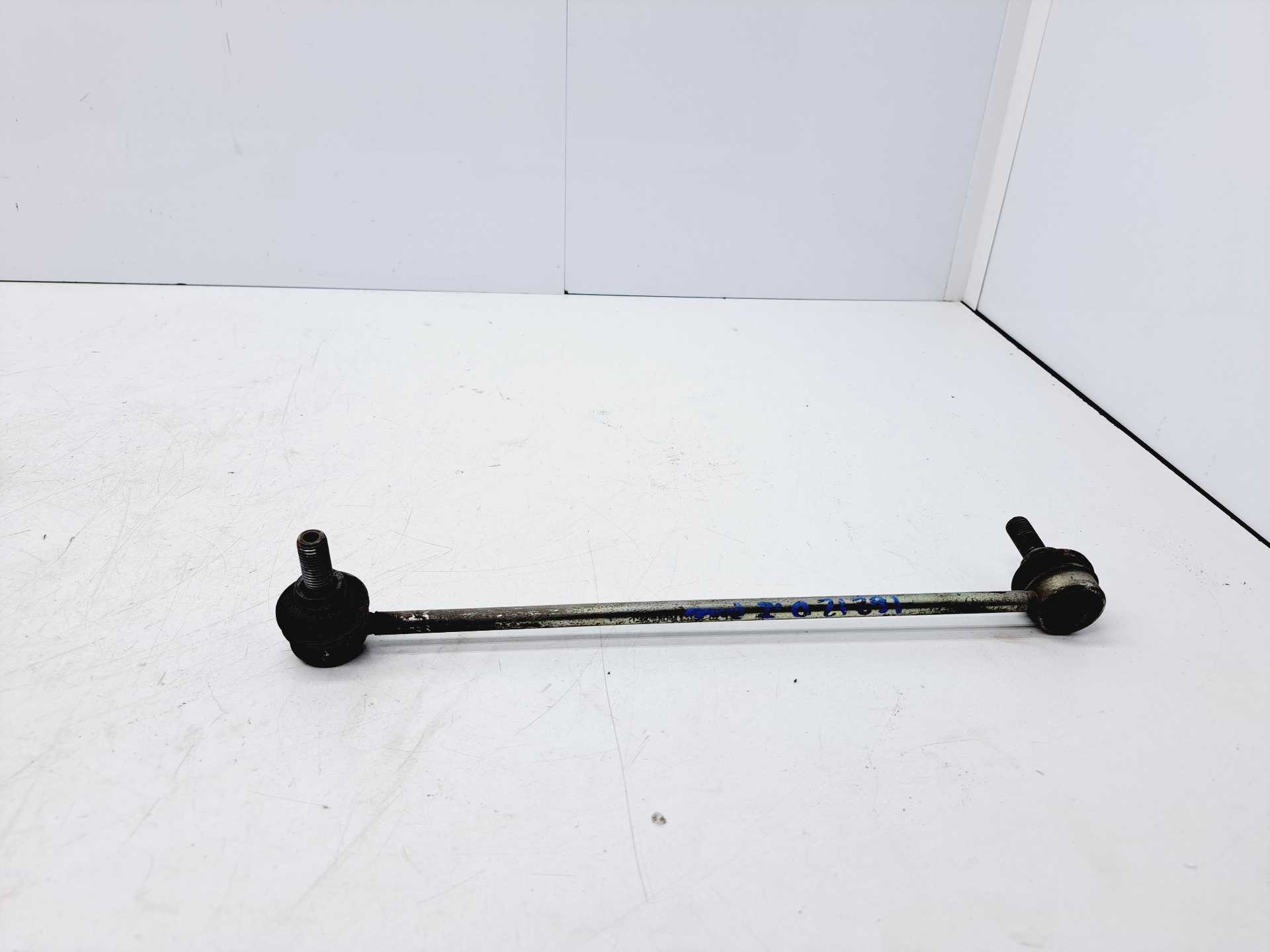 Recambio de bieleta estabilizadora delantera izquierda para volkswagen touran (1t3) 1.6 tdi dpf referencia OEM IAM   