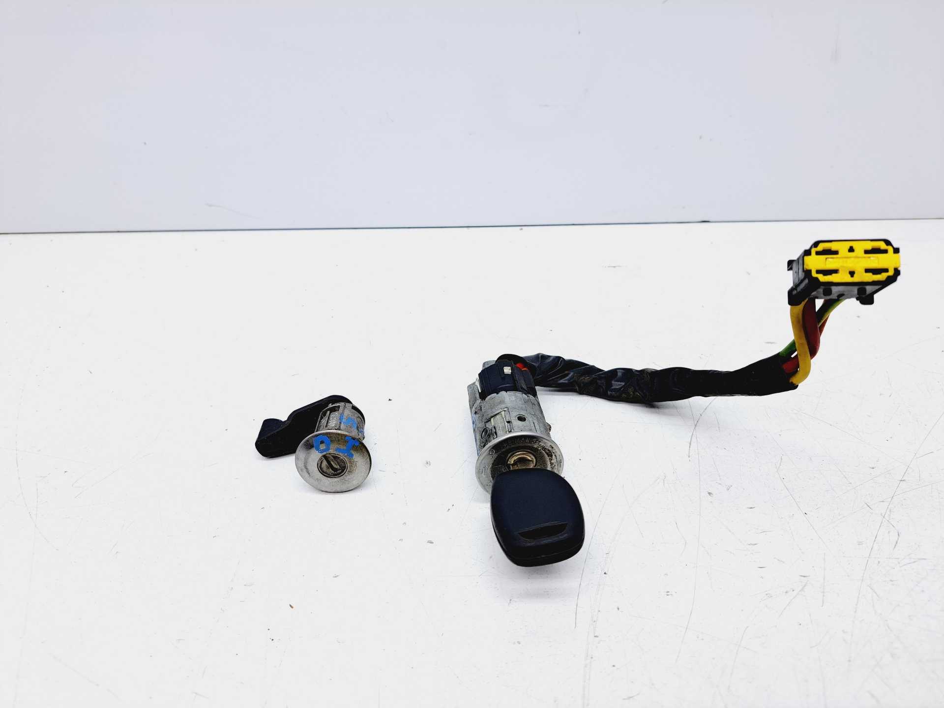 Recambio de conmutador de arranque para renault clio ii fase ii (b/cb0) campus referencia OEM IAM   