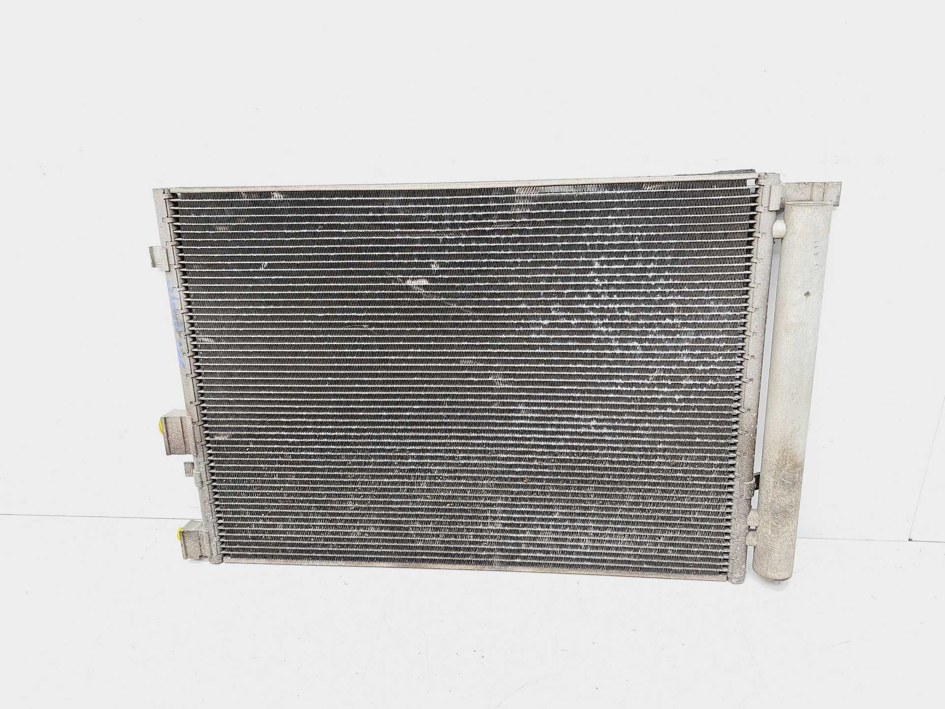 Recambio de condensador / radiador aire acondicionado para hyundai i20 1.2 cat referencia OEM IAM   