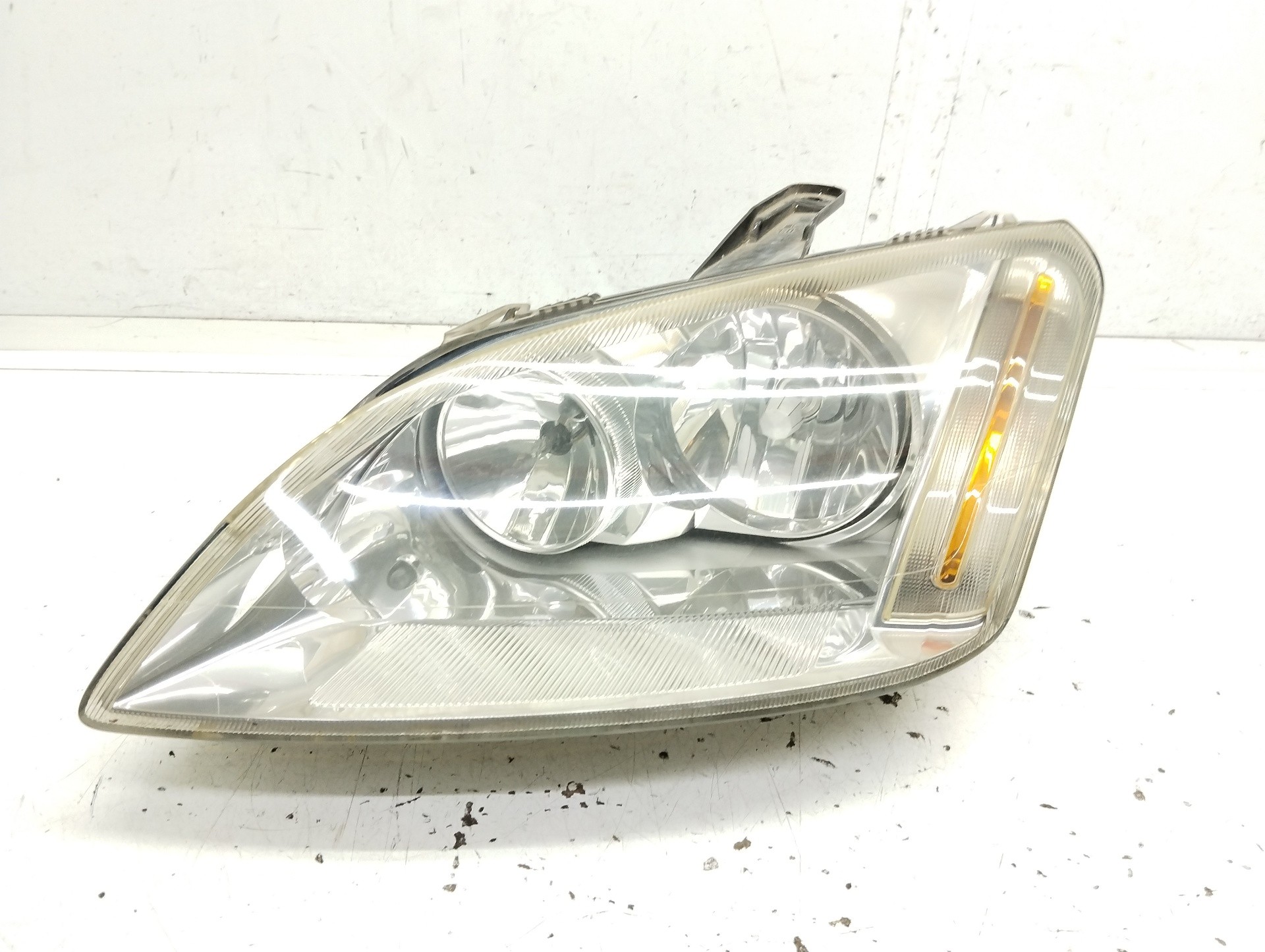 Recambio de faro izquierdo para ford focus c-max (cap) ambiente (d) referencia OEM IAM 3M5113006AH  