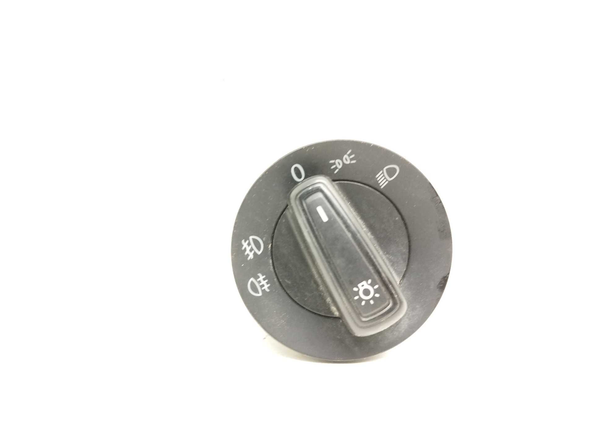 Recambio de mando luces para volkswagen golf vii lim. 1.6 tdi dpf referencia OEM IAM 5G0941431AR 10097005 