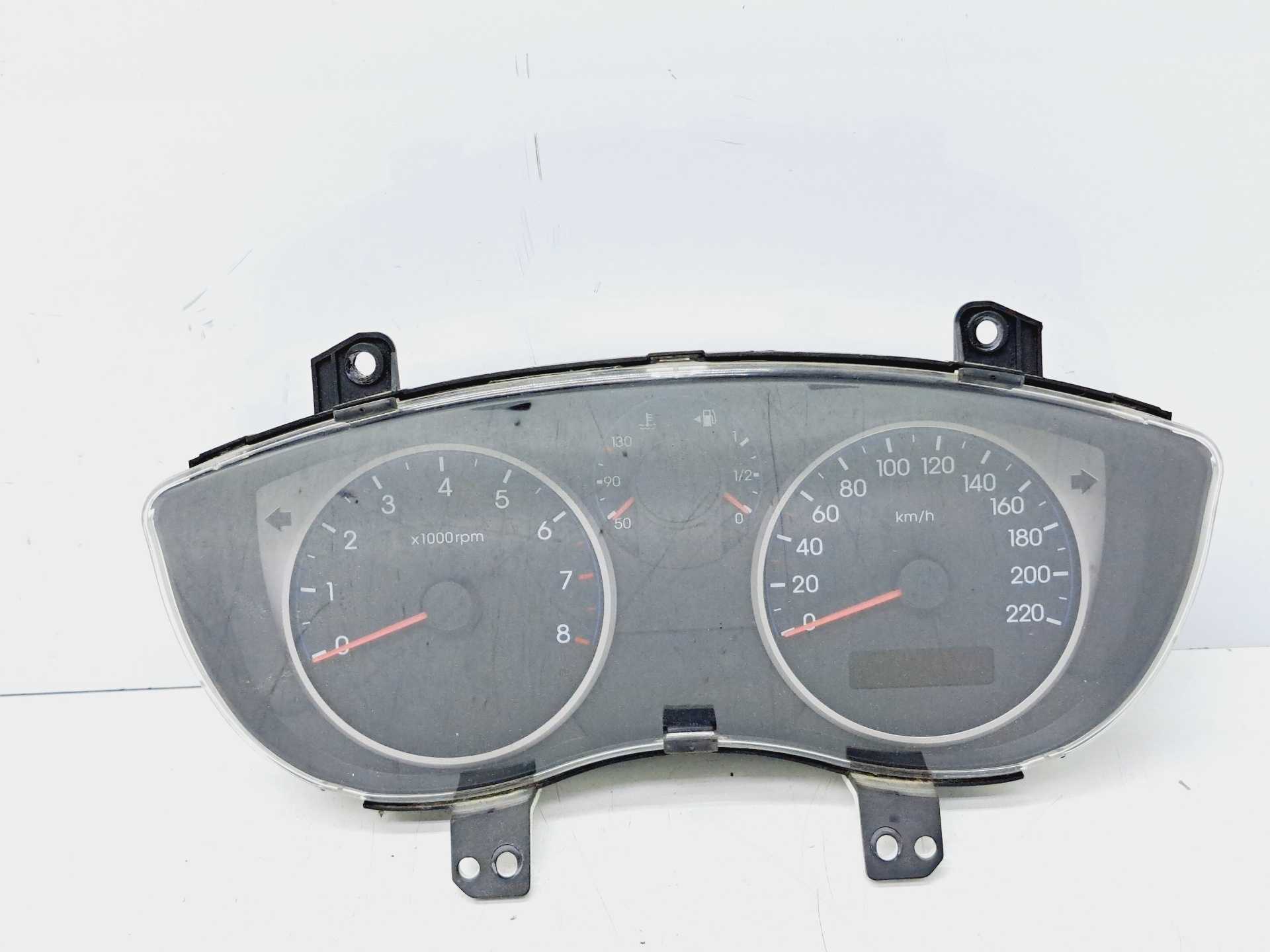 Recambio de cuadro instrumentos para hyundai i20 1.2 cat referencia OEM IAM 940061J165 A2C53423017 