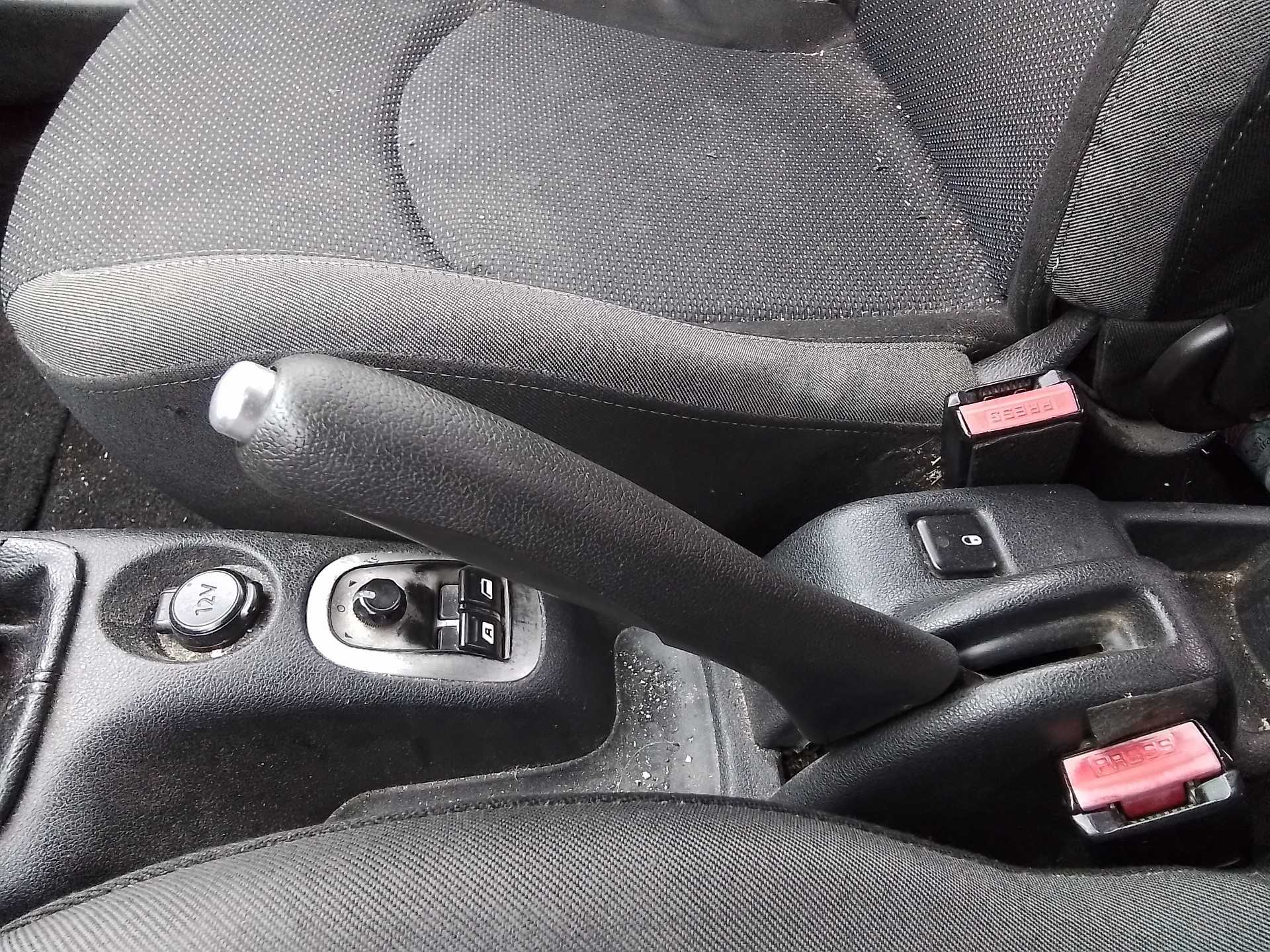 Recambio de palanca freno para peugeot 206+ básico referencia OEM IAM   