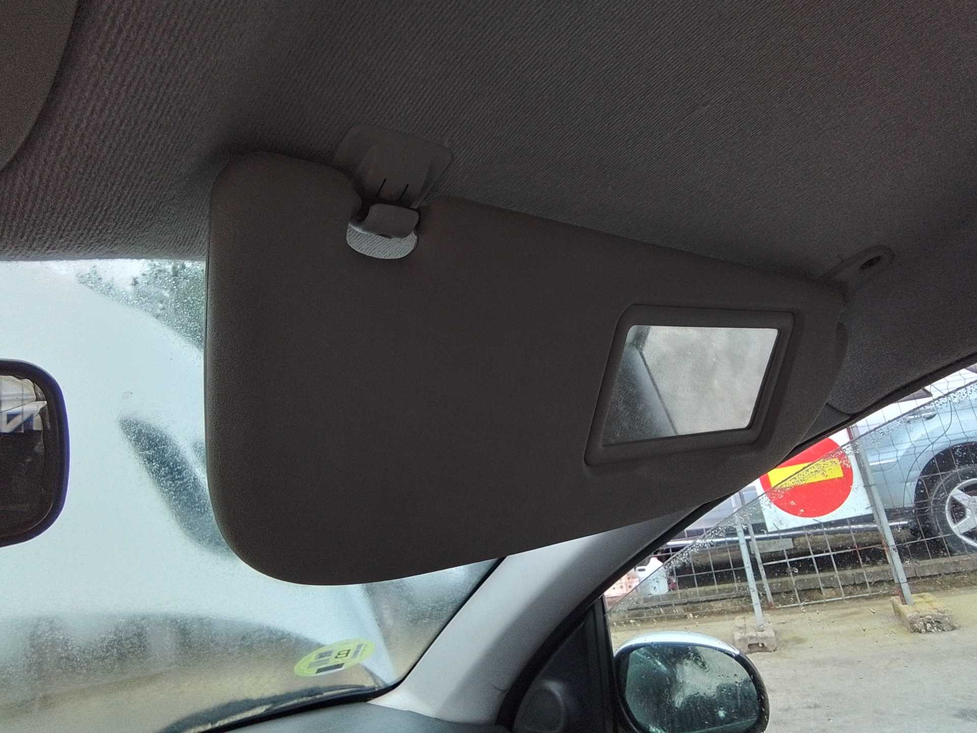 Recambio de parasol derecho para peugeot 206+ básico referencia OEM IAM   
