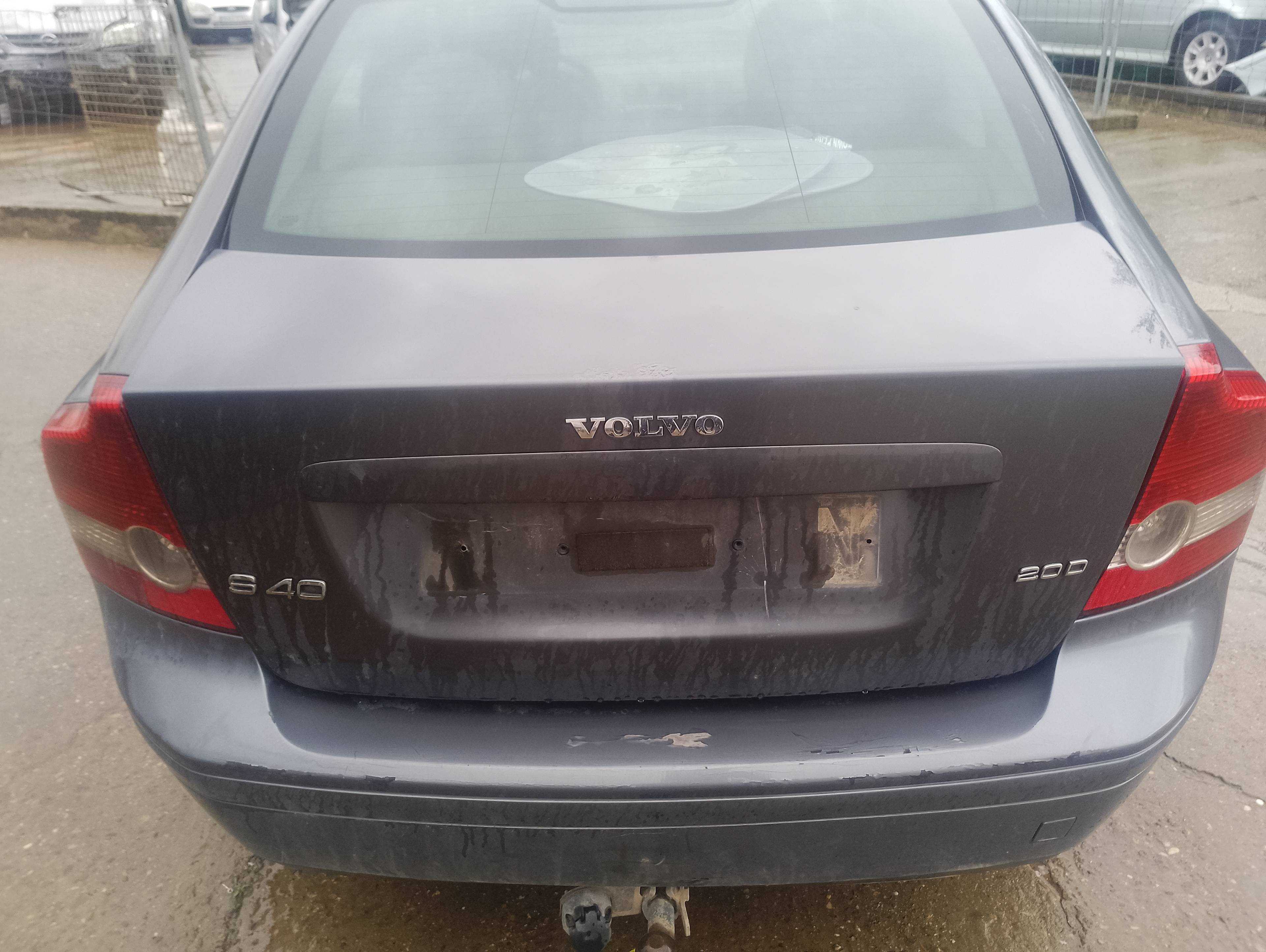 Recambio de tapa maletero para volvo s40 berlina 2.0 d kinetic referencia OEM IAM   