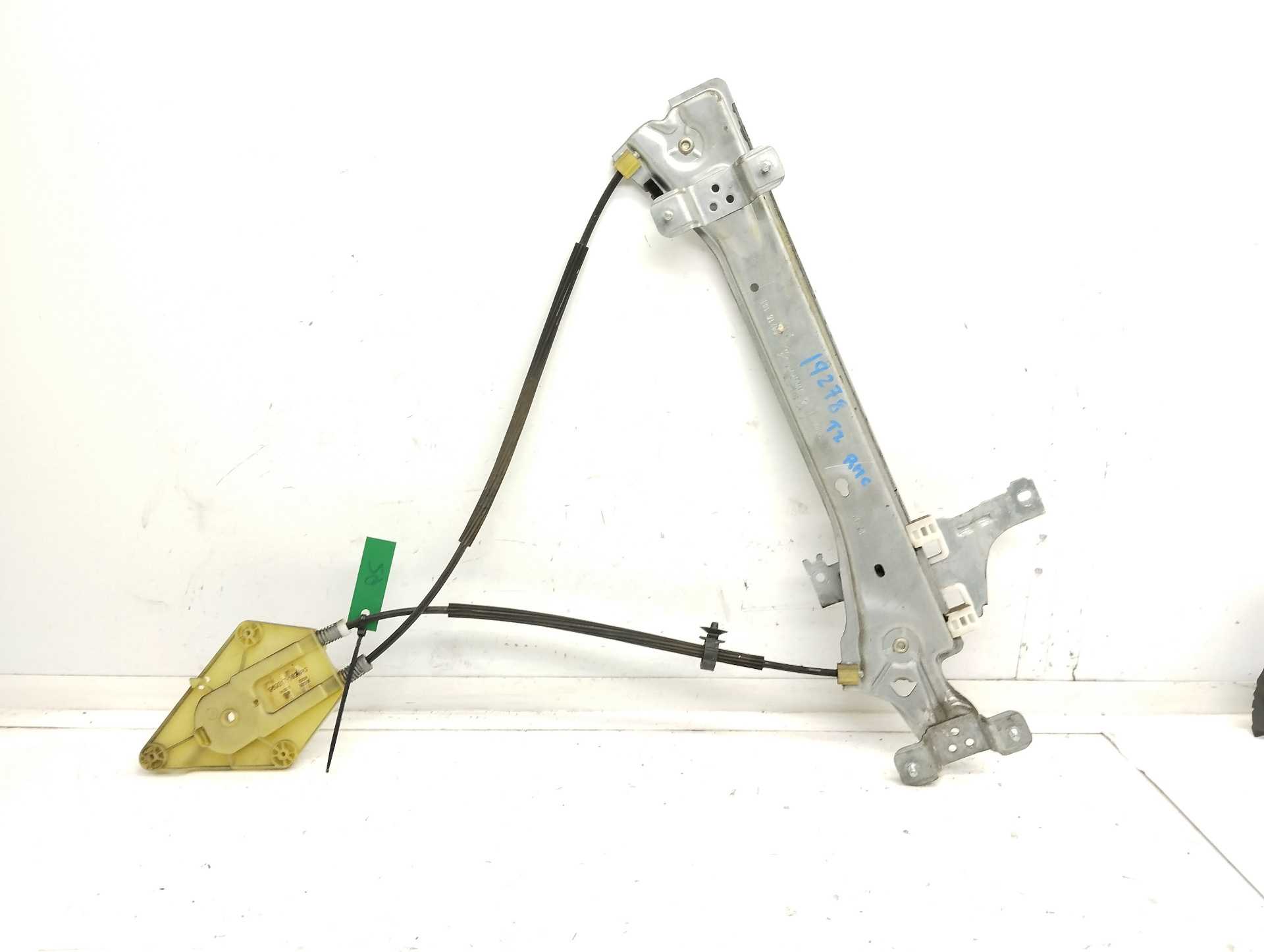 Recambio de elevalunas trasero izquierdo para renault megane iii berlina 5 p dynamique referencia OEM IAM 827210003R 968716101 