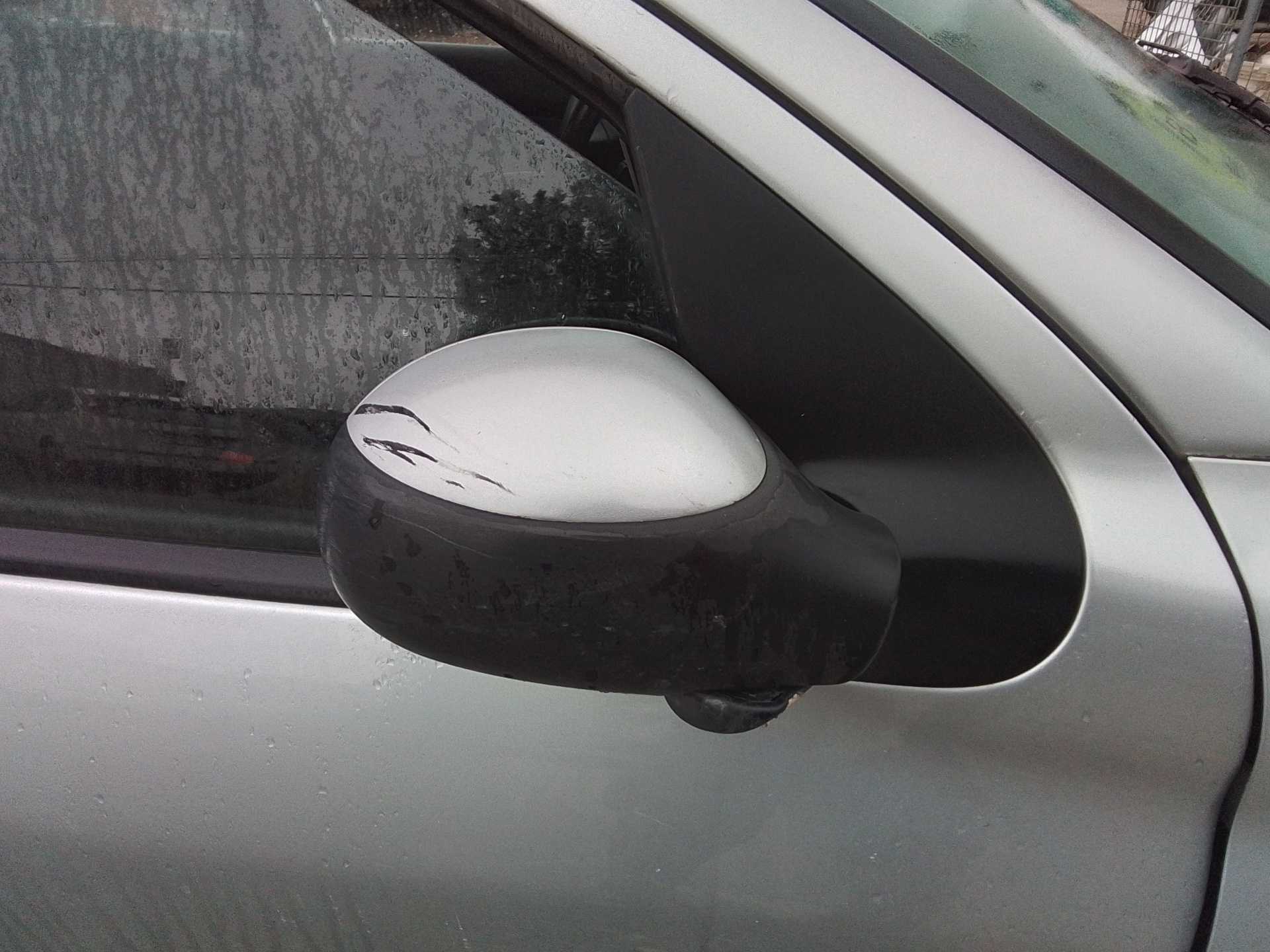 Recambio de retrovisor derecho para peugeot 206+ básico referencia OEM IAM   