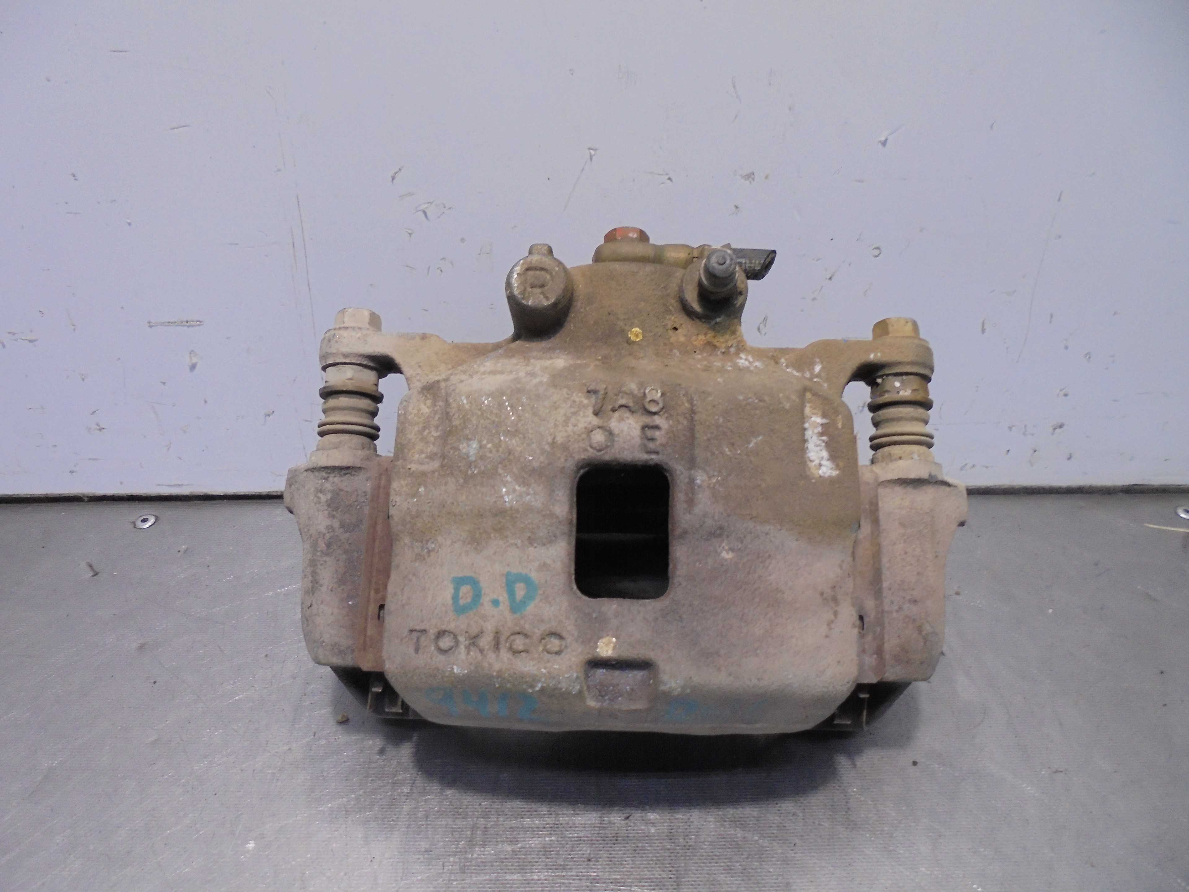 Recambio de pinza de freno delantera derecha para volvo xc90 2.4 diesel cat referencia OEM IAM   