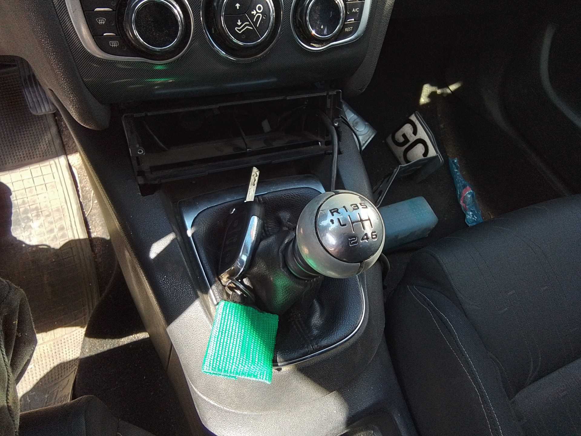 Recambio de palanca cambio para citroën c4 berlina referencia OEM IAM   