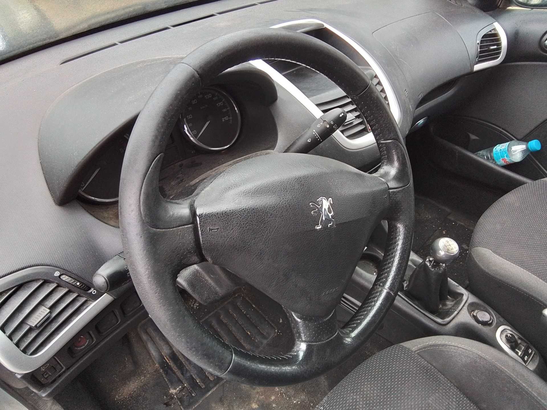 Recambio de volante para peugeot 206+ básico referencia OEM IAM   
