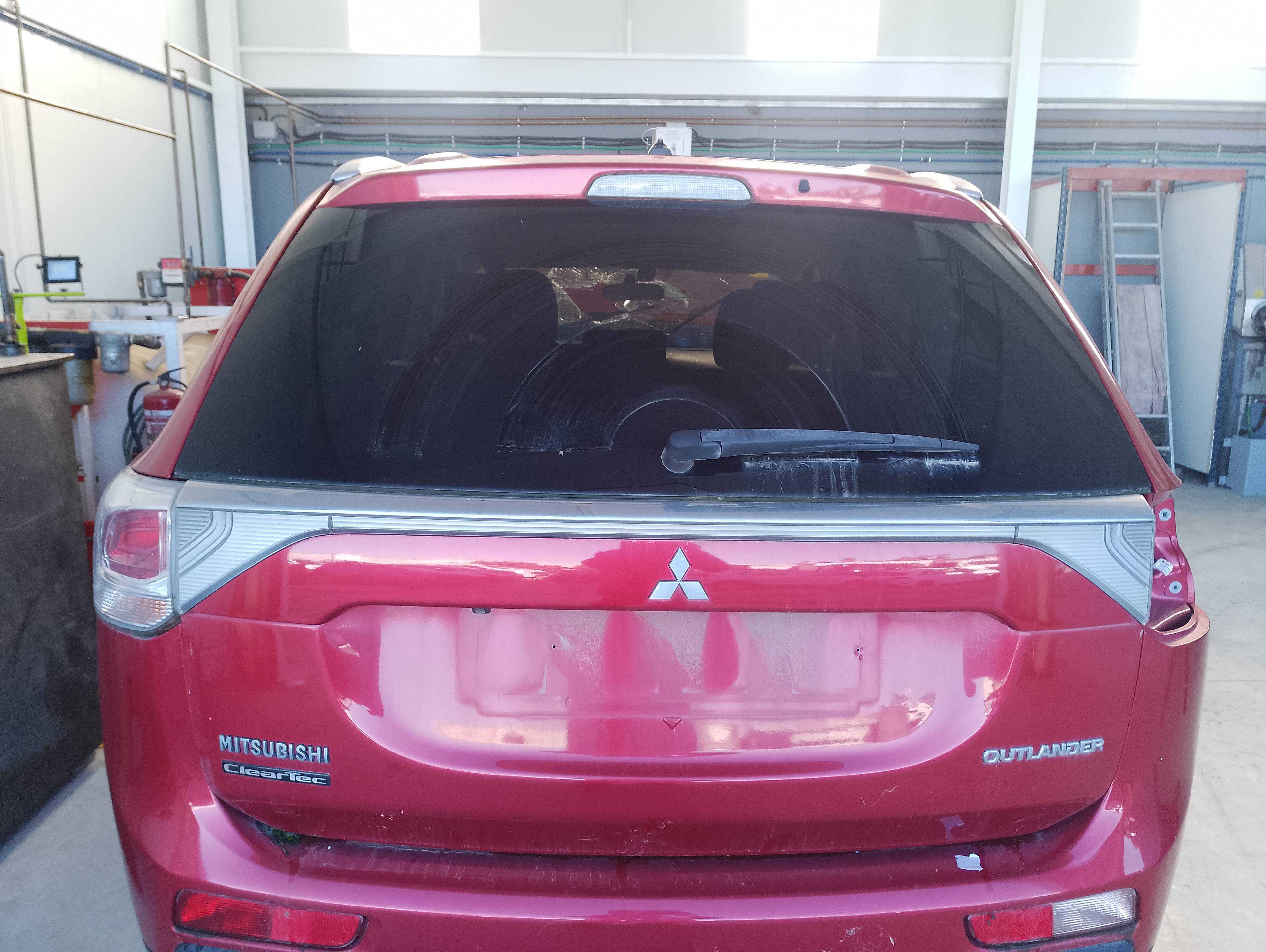 Recambio de porton trasero para mitsubishi outlander (gf0) 2.2 di-d cat referencia OEM IAM 5801B349  