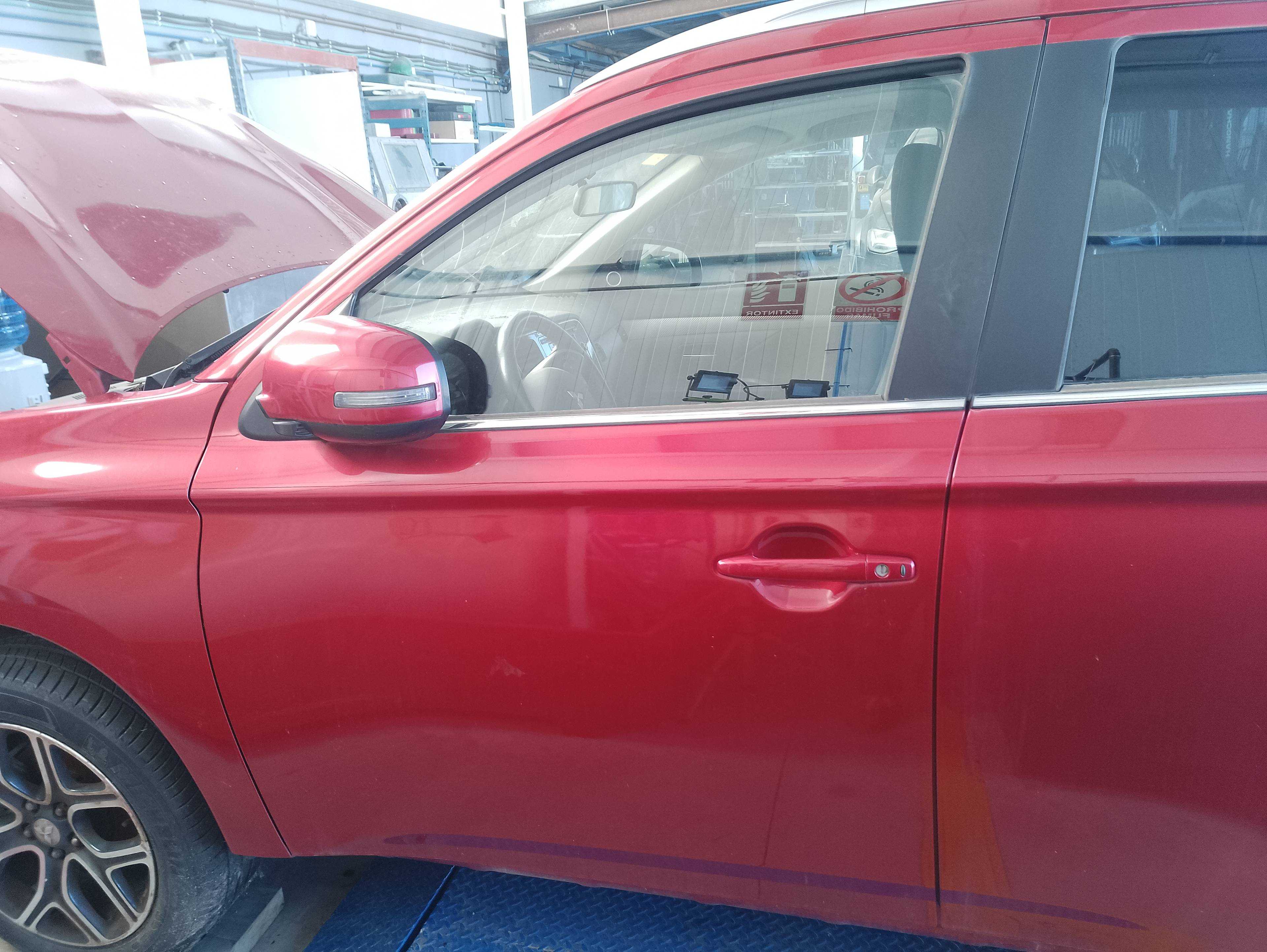 Recambio de puerta delantera izquierda para mitsubishi outlander (gf0) 2.2 di-d cat referencia OEM IAM 5700B671  