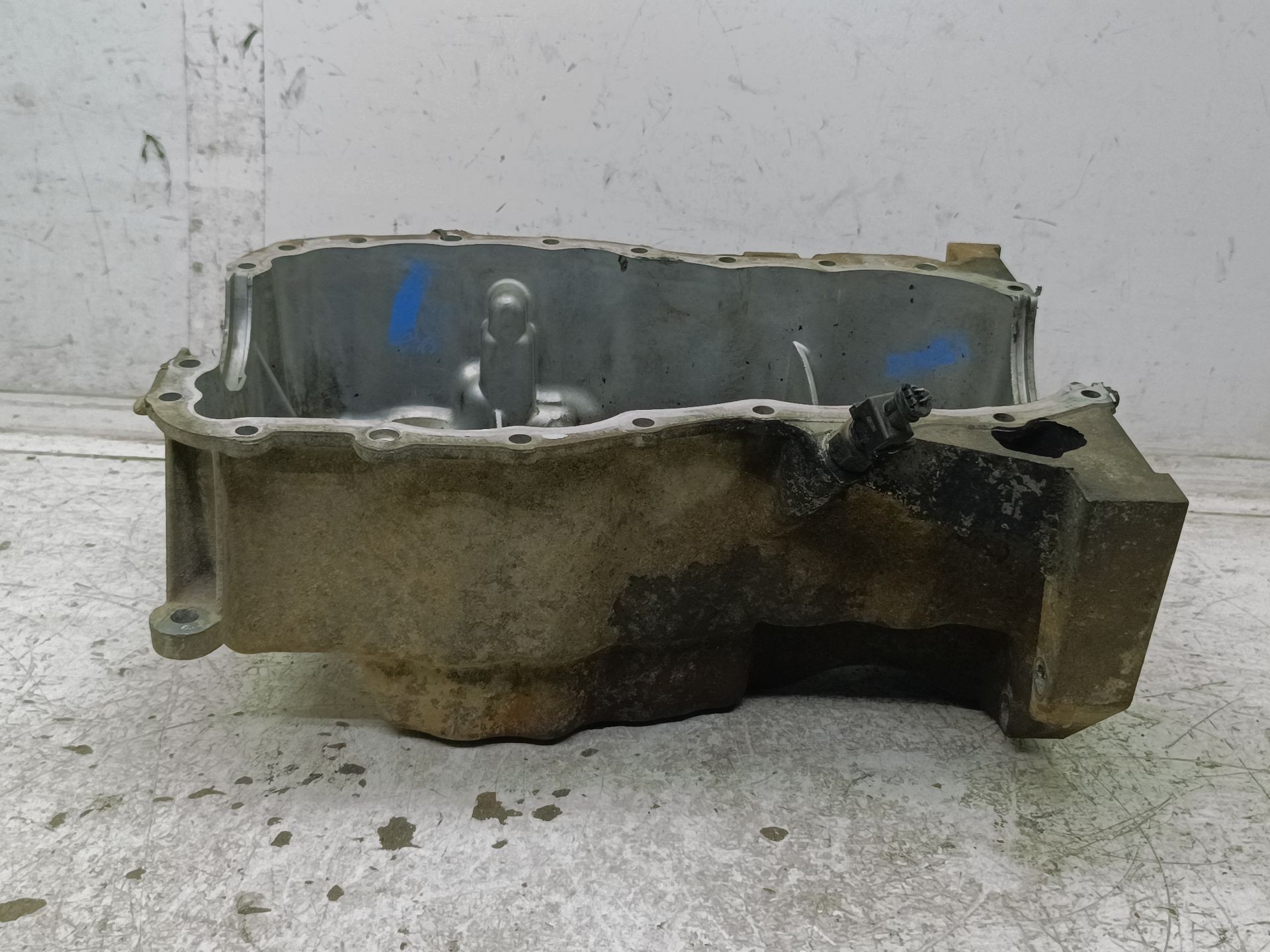 Recambio de carter para renault kangoo 1.5 dci diesel referencia OEM IAM 8200451325  