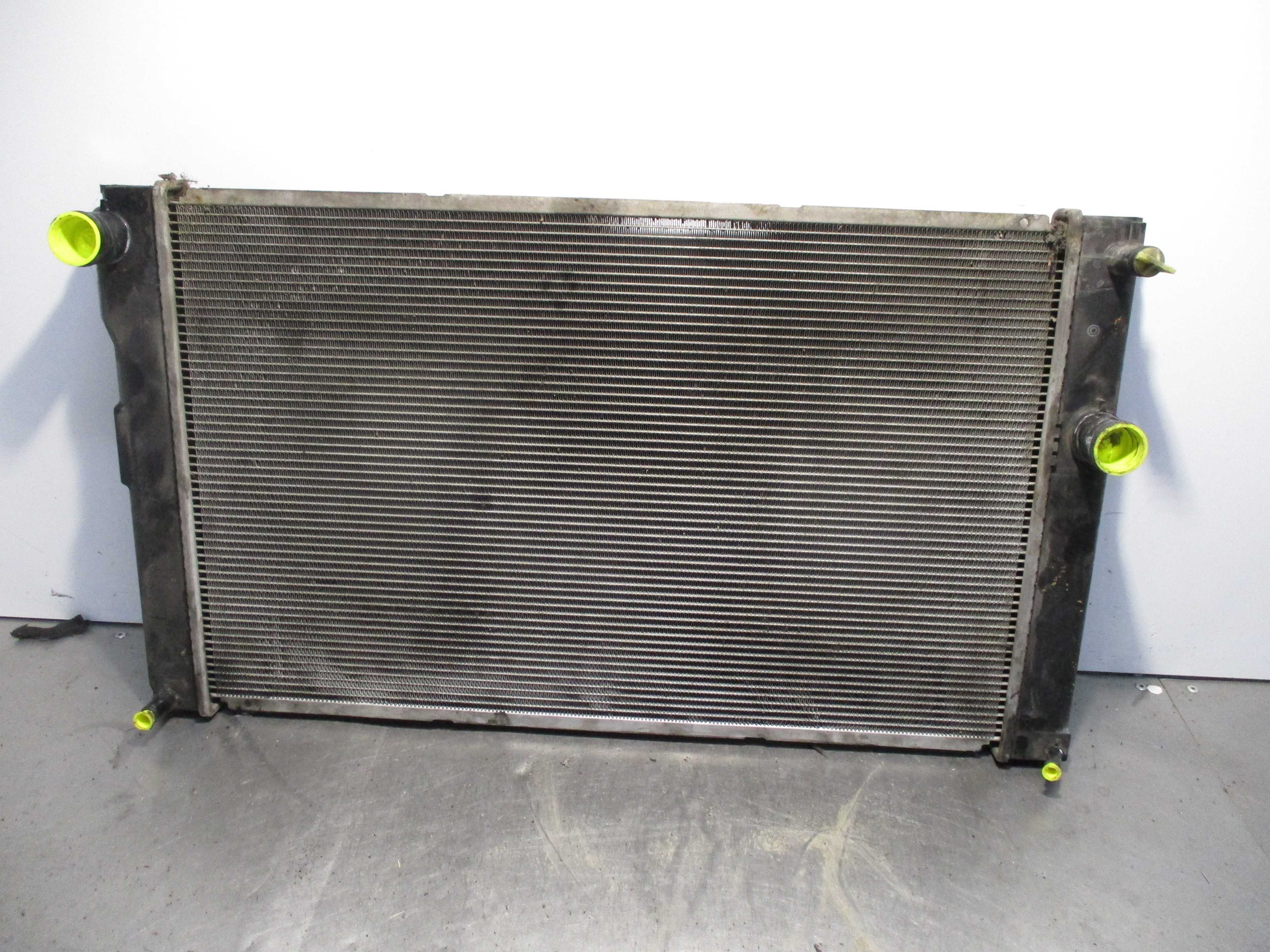 Recambio de radiador agua para toyota prius (nhw30) eco referencia OEM IAM 4221341041 DENSO 