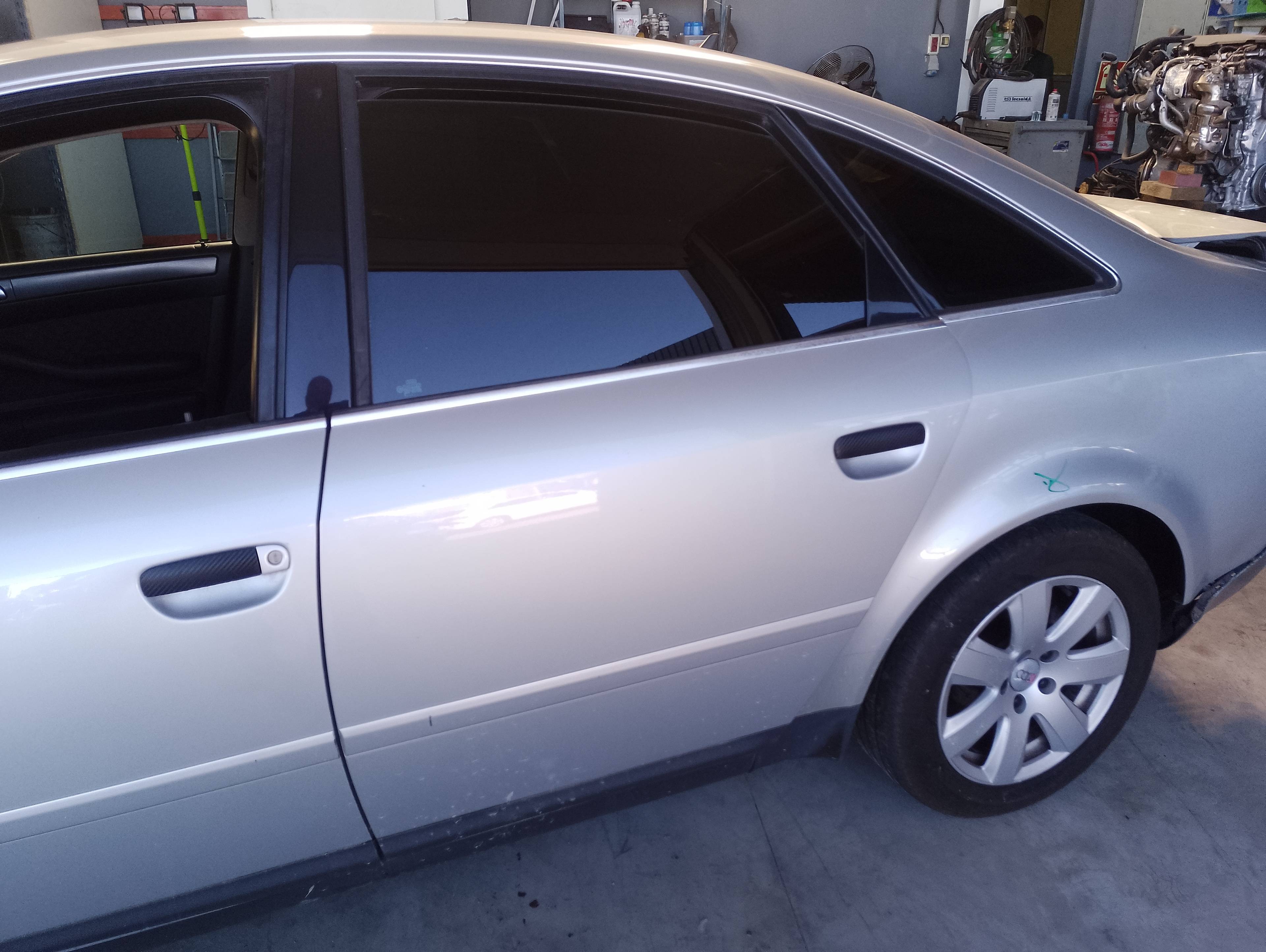 Recambio de puerta trasera izquierda para audi a6 berlina (4b2) 1.9 tdi referencia OEM IAM   
