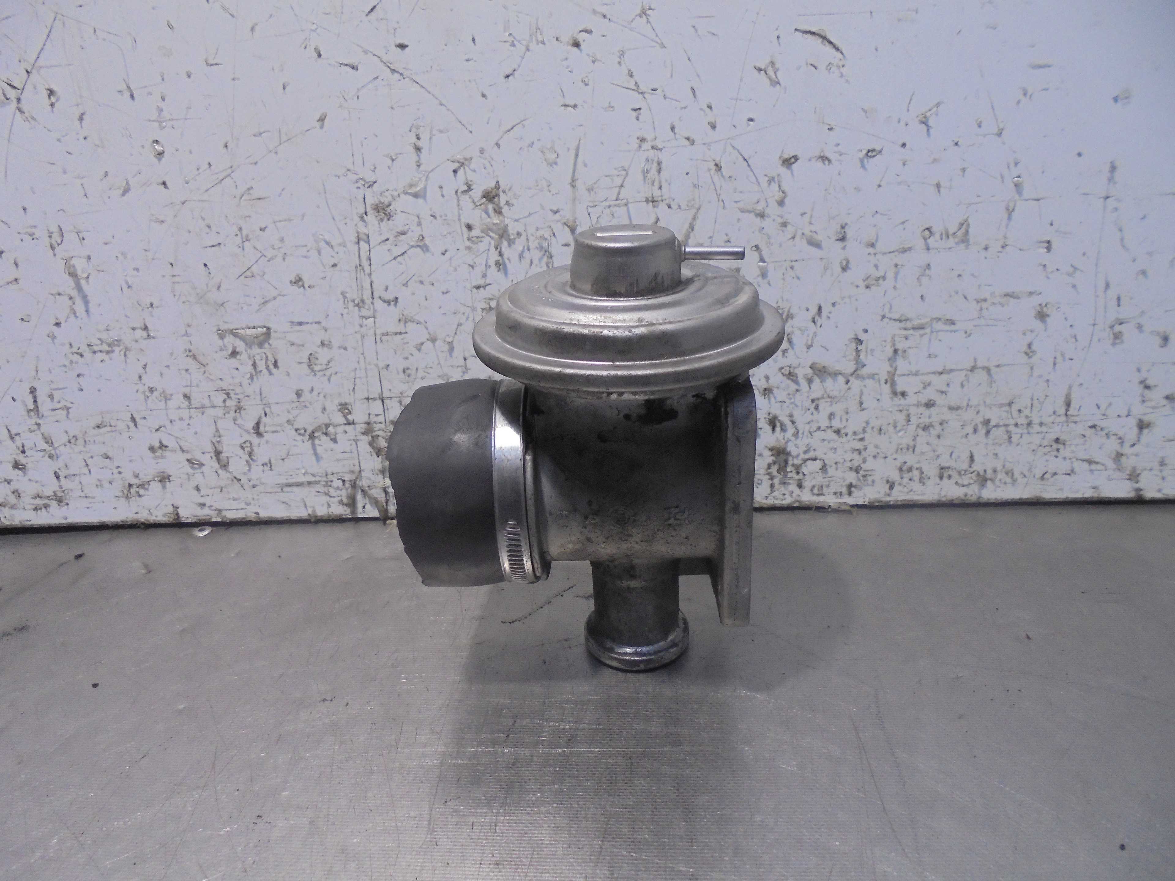 Recambio de valvula egr para bmw serie 3 compact (e46) 318td referencia OEM IAM 72826400 PIERBURG 