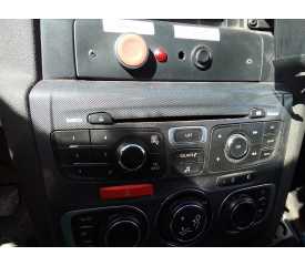 SISTEMA AUDIO / RADIO CD 