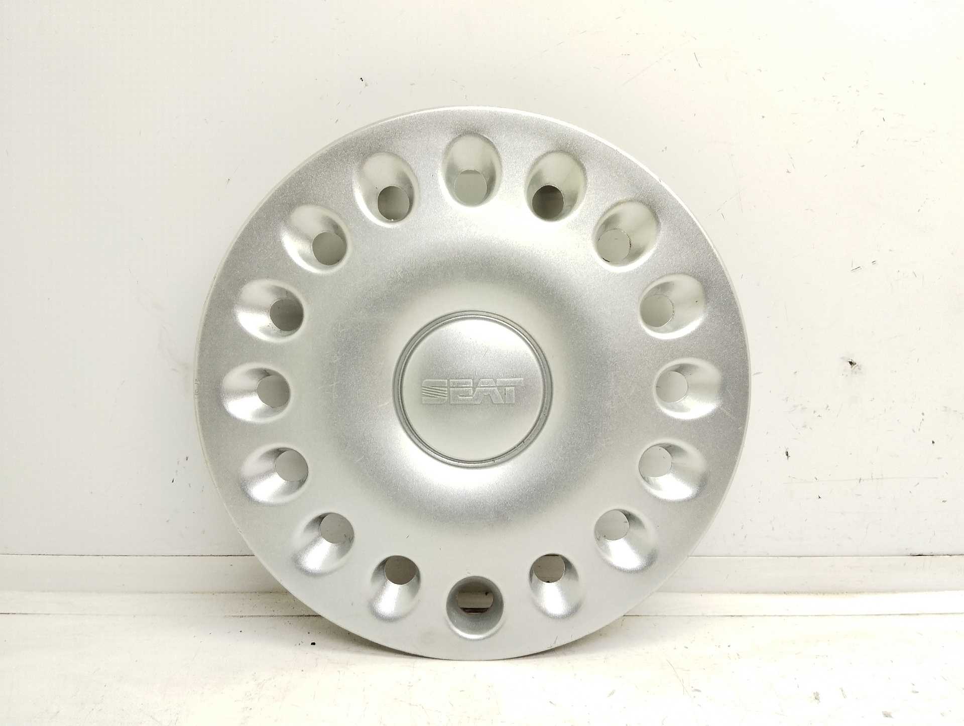 Recambio de tapacubos para seat ibiza (6k1) sport referencia OEM IAM 6K0601147B  