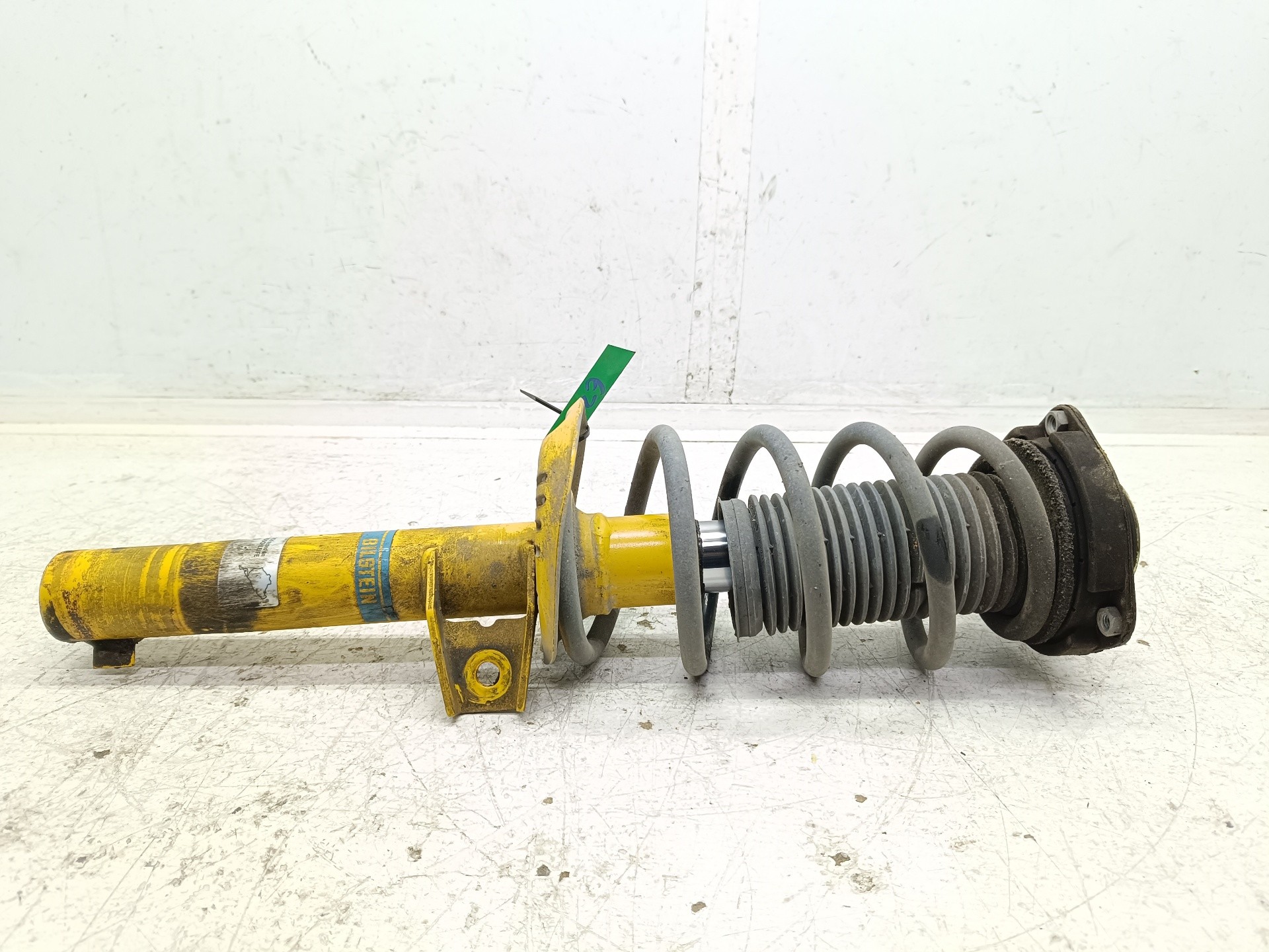 Recambio de amortiguador delantero izquierdo para audi a3 (8p) 1.9 tdi ambiente referencia OEM IAM 35250845  