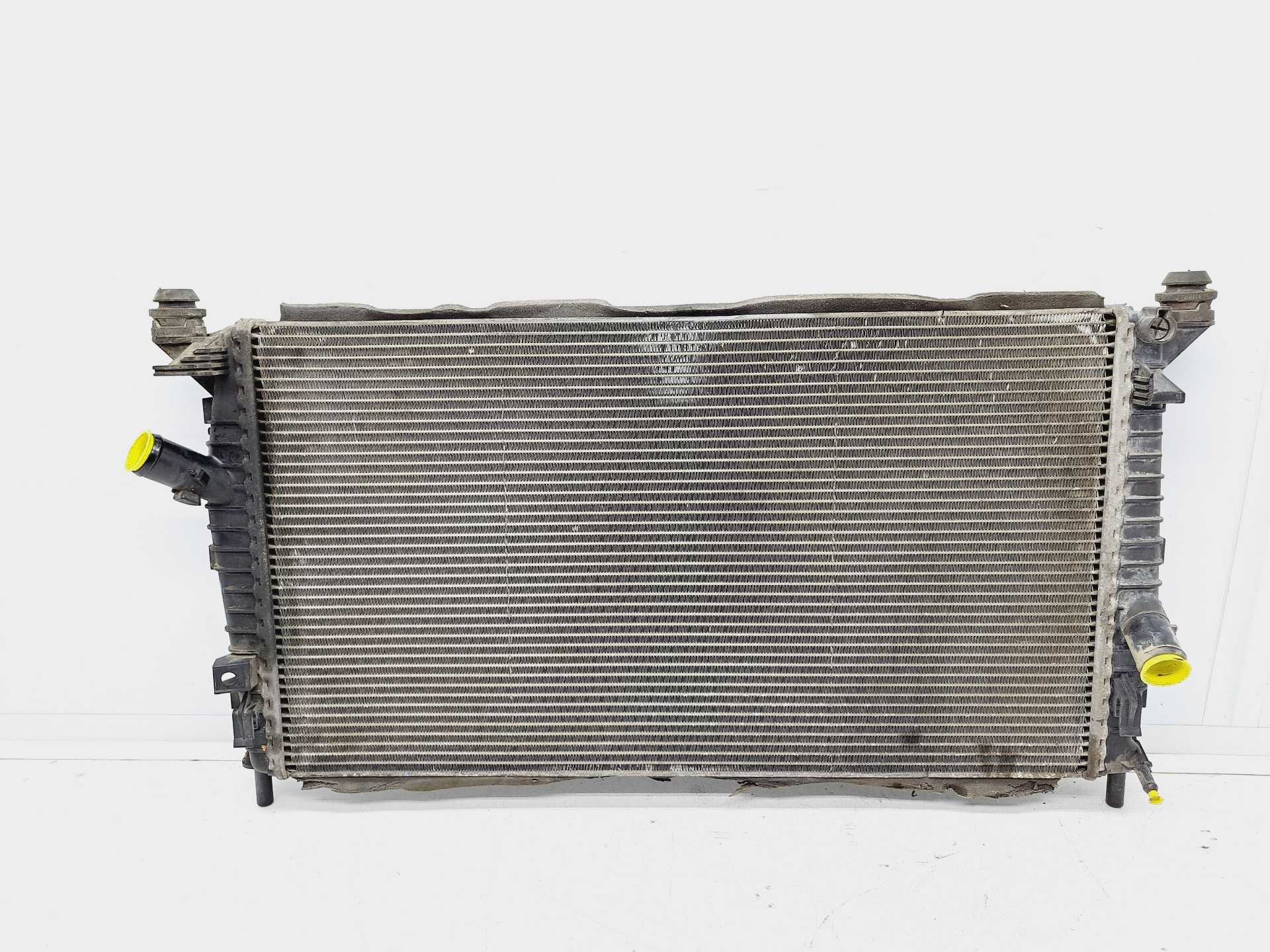 Recambio de radiador agua para ford focus berlina (cap) referencia OEM IAM 3M5H8005TL 15AUG200508 VISTEON